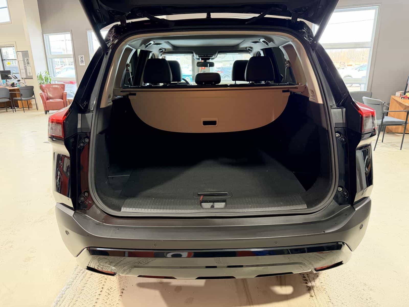 Image 7 Nissan Rogue SV 2023