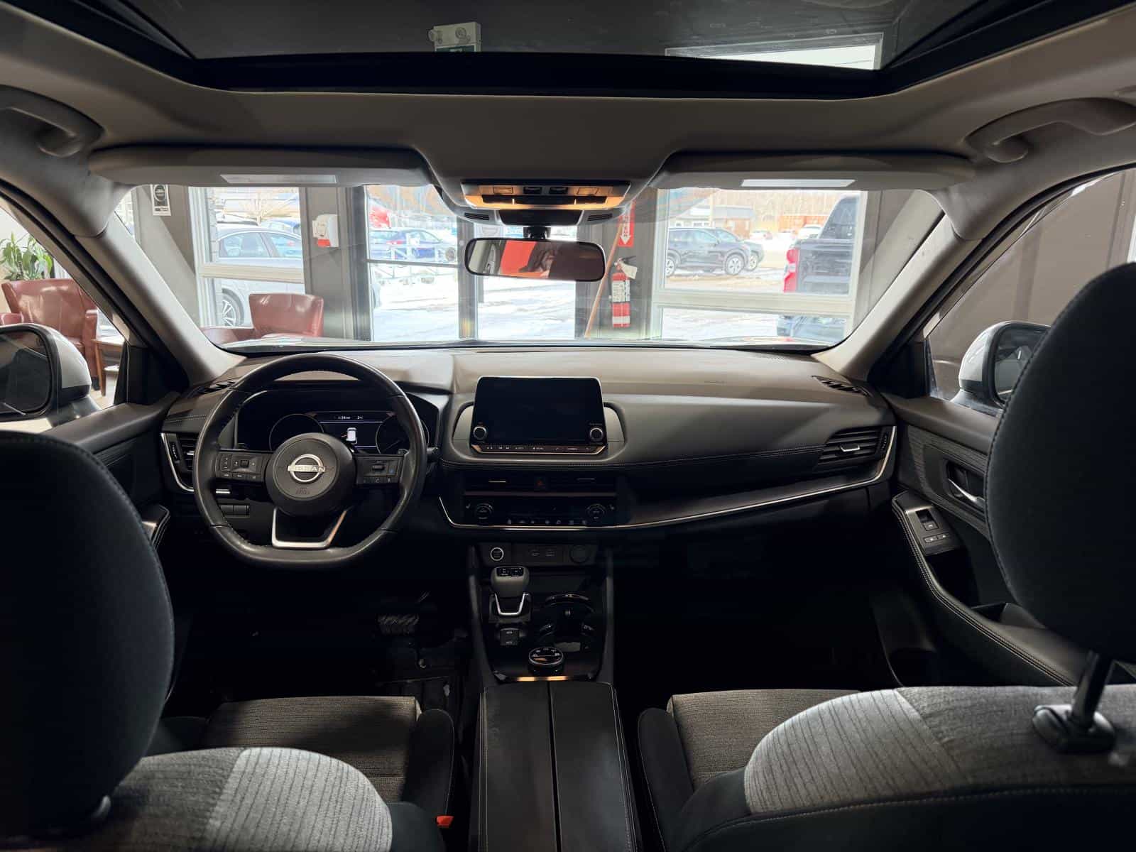 Image 28 Nissan Rogue SV Moonroof 2023