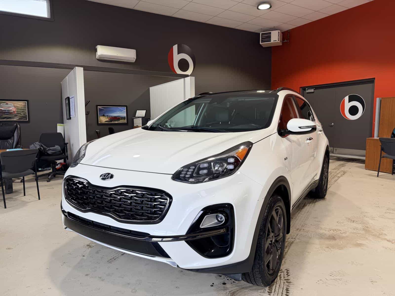 2022 Kia Sportage EX Premium S - Image 1