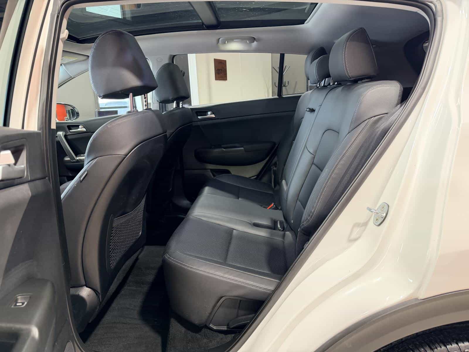 Image 15 Kia Sportage EX Premium S 2022