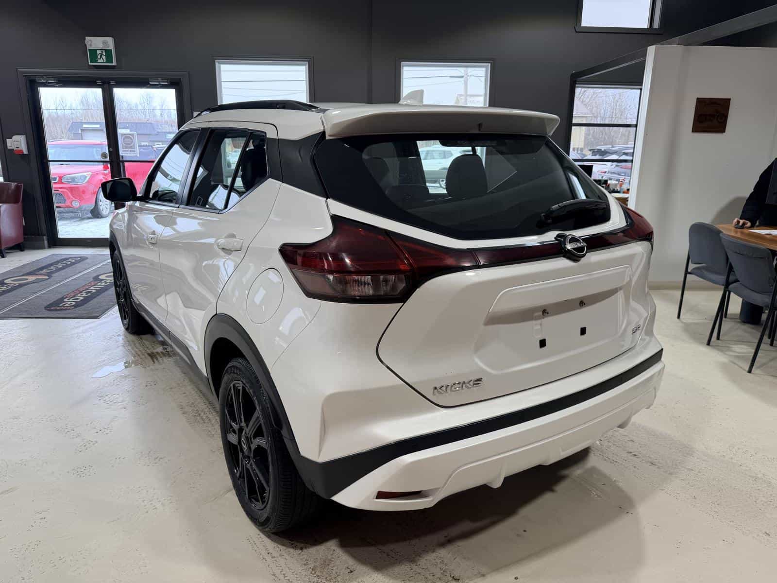 Image 4 Nissan Kicks SR Premium 2024