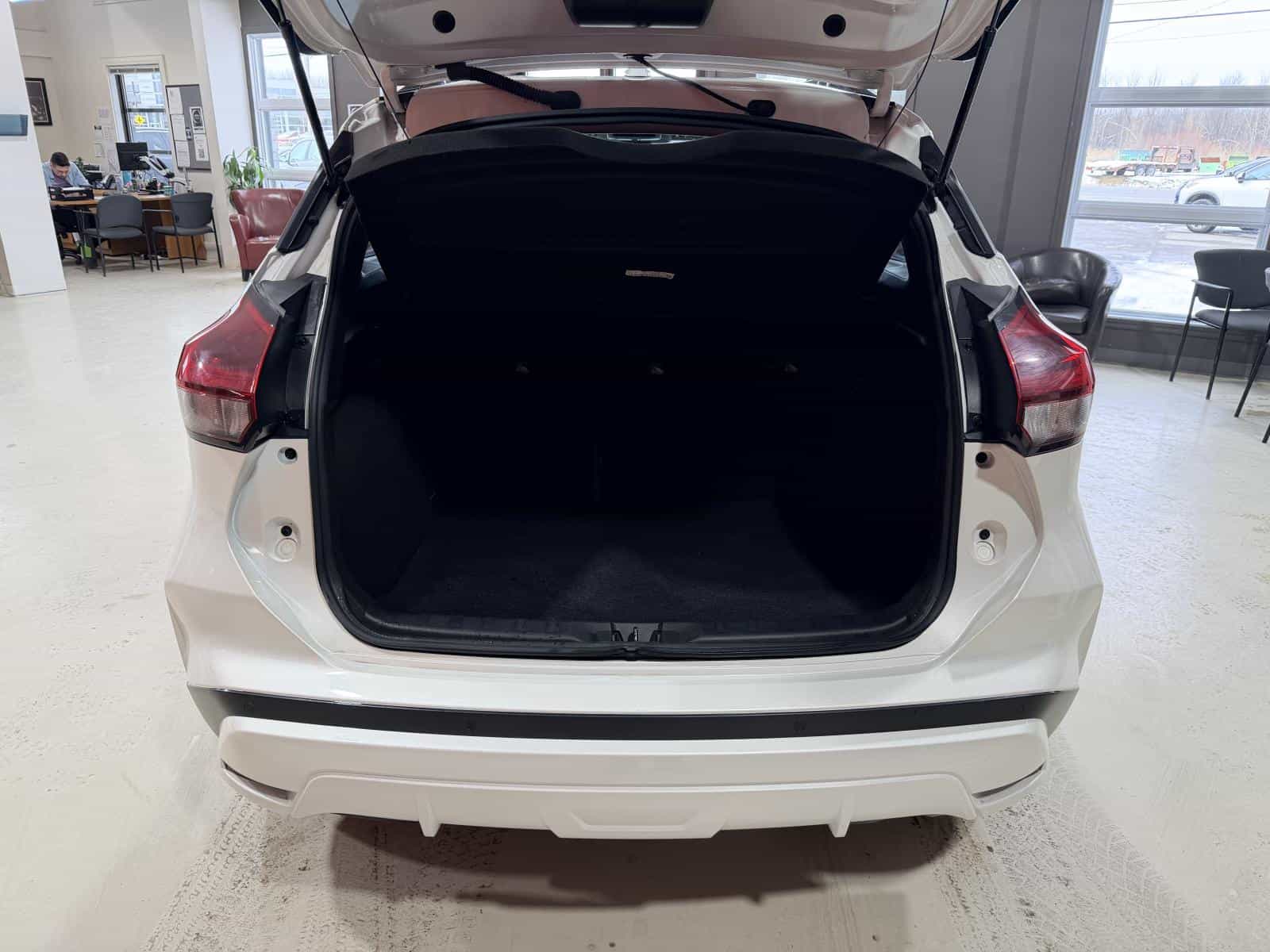 Image 7 Nissan Kicks SR Premium 2024