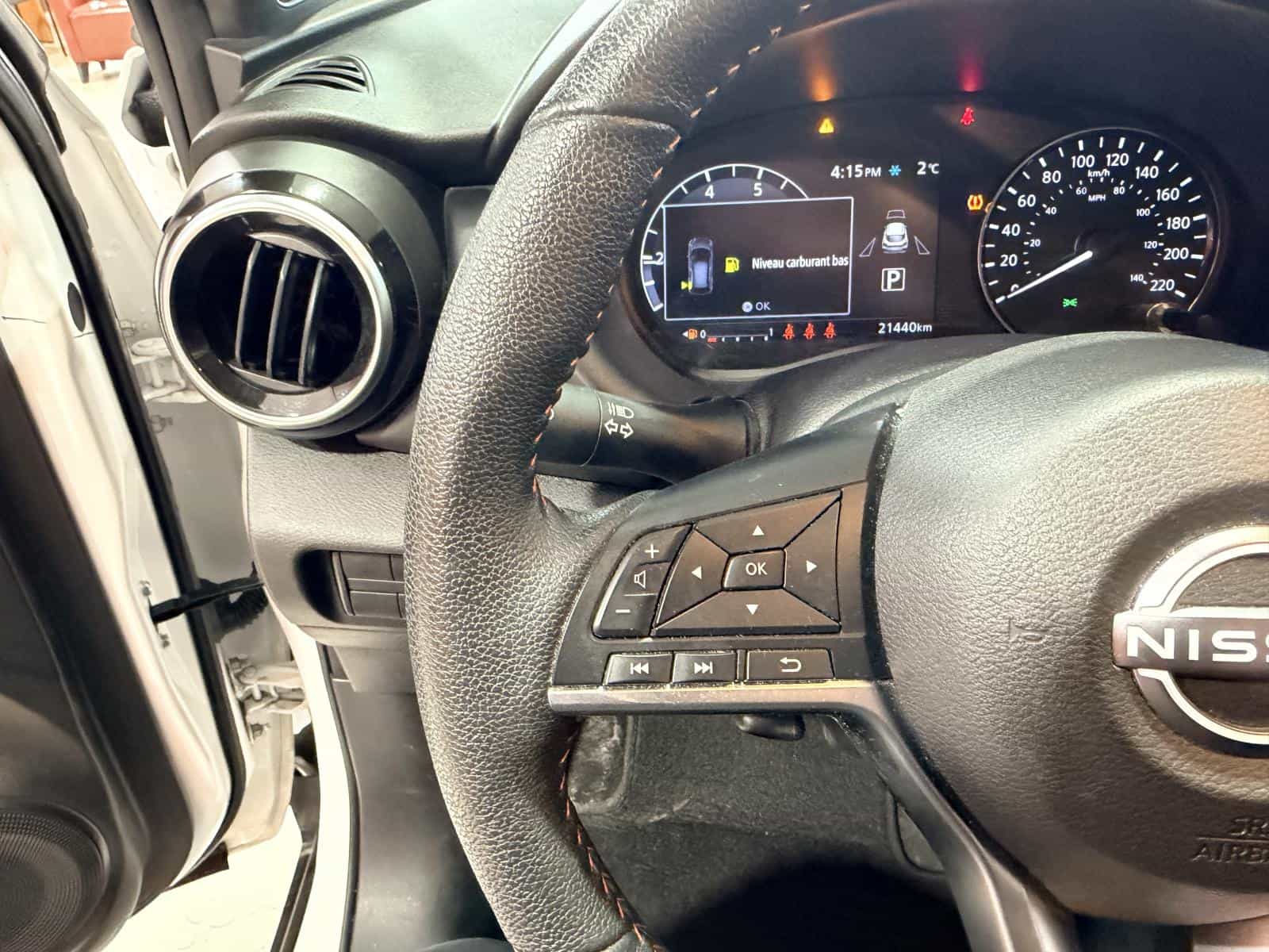 Image 20 Nissan Kicks SR Premium 2024