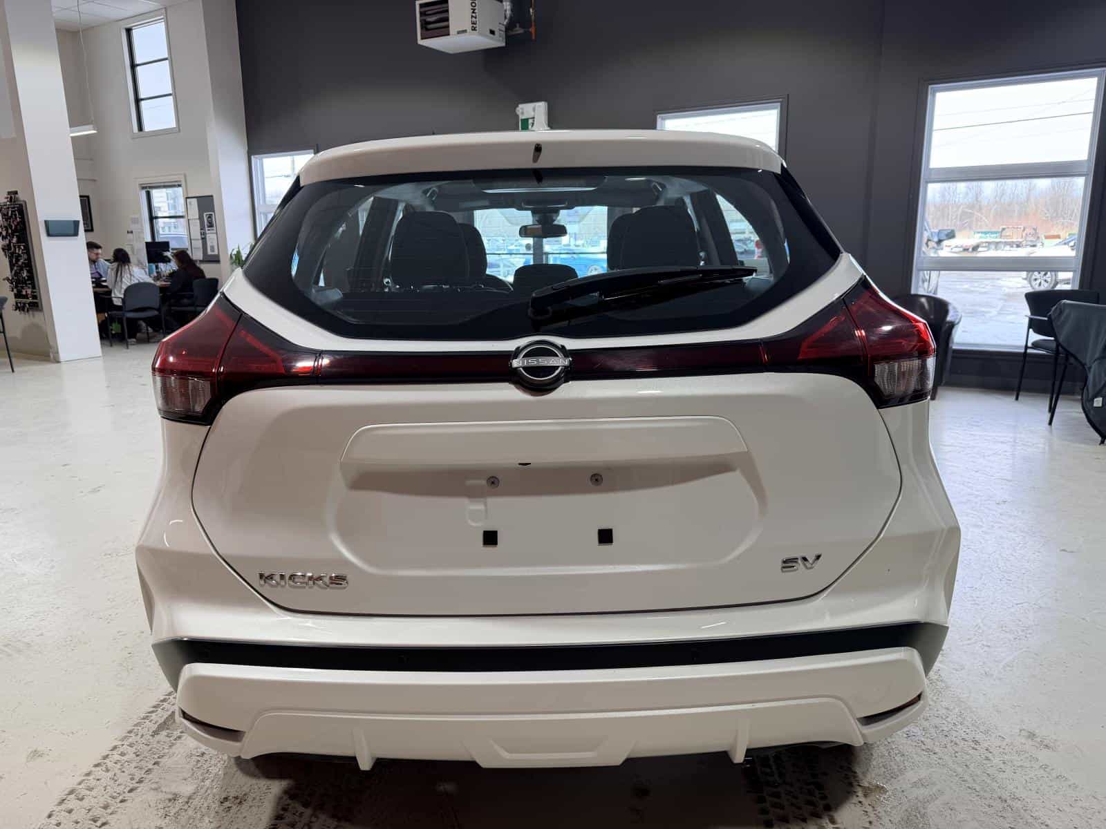 2024 Nissan Kicks SV - Image 5