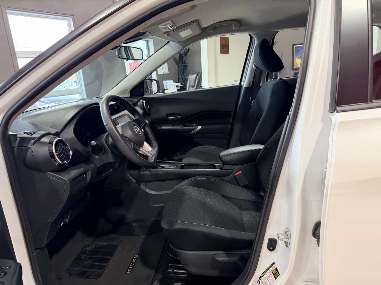 Image 15 Nissan Kicks SV 2024