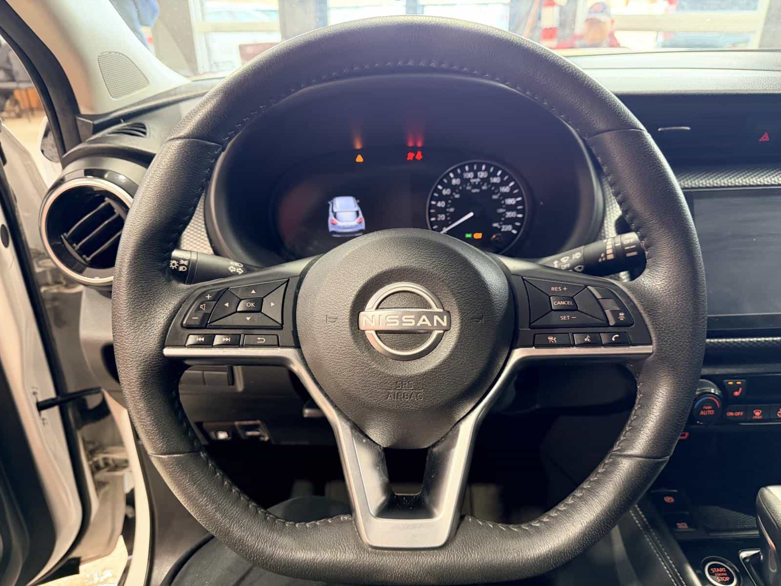 Image 16 Nissan Kicks SV 2024