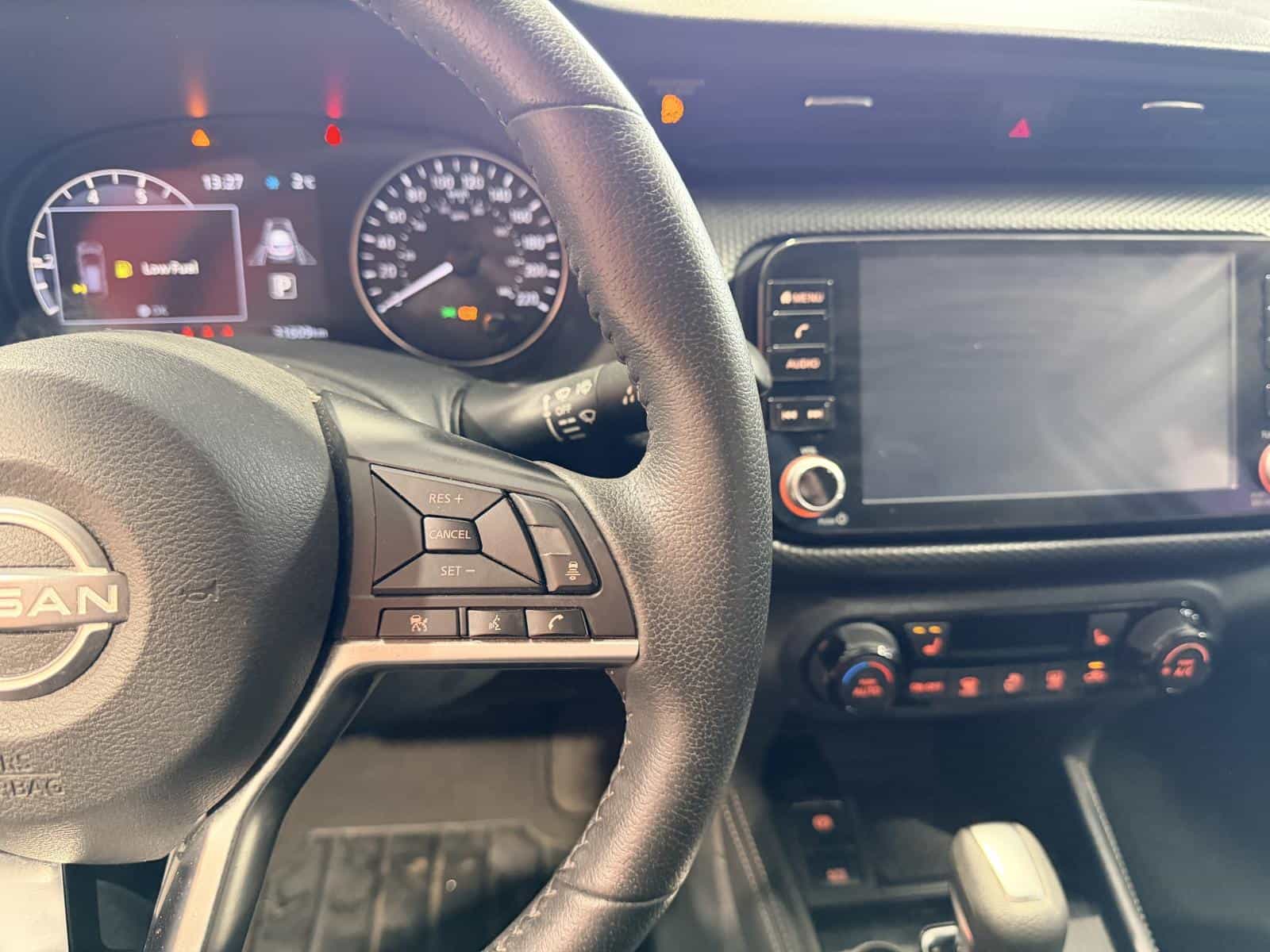 Image 20 Nissan Kicks SV 2024