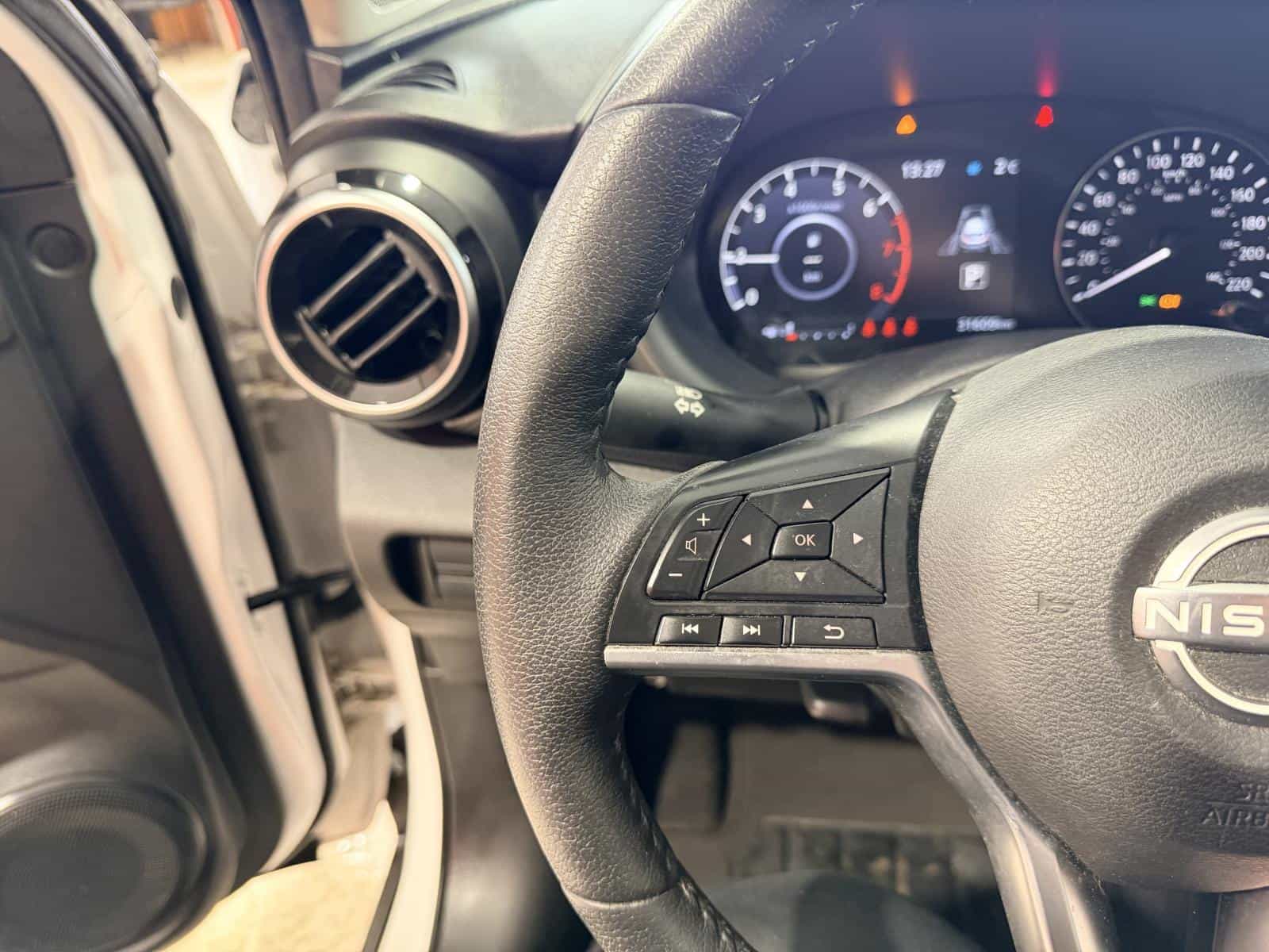 Image 19 Nissan Kicks SV 2024