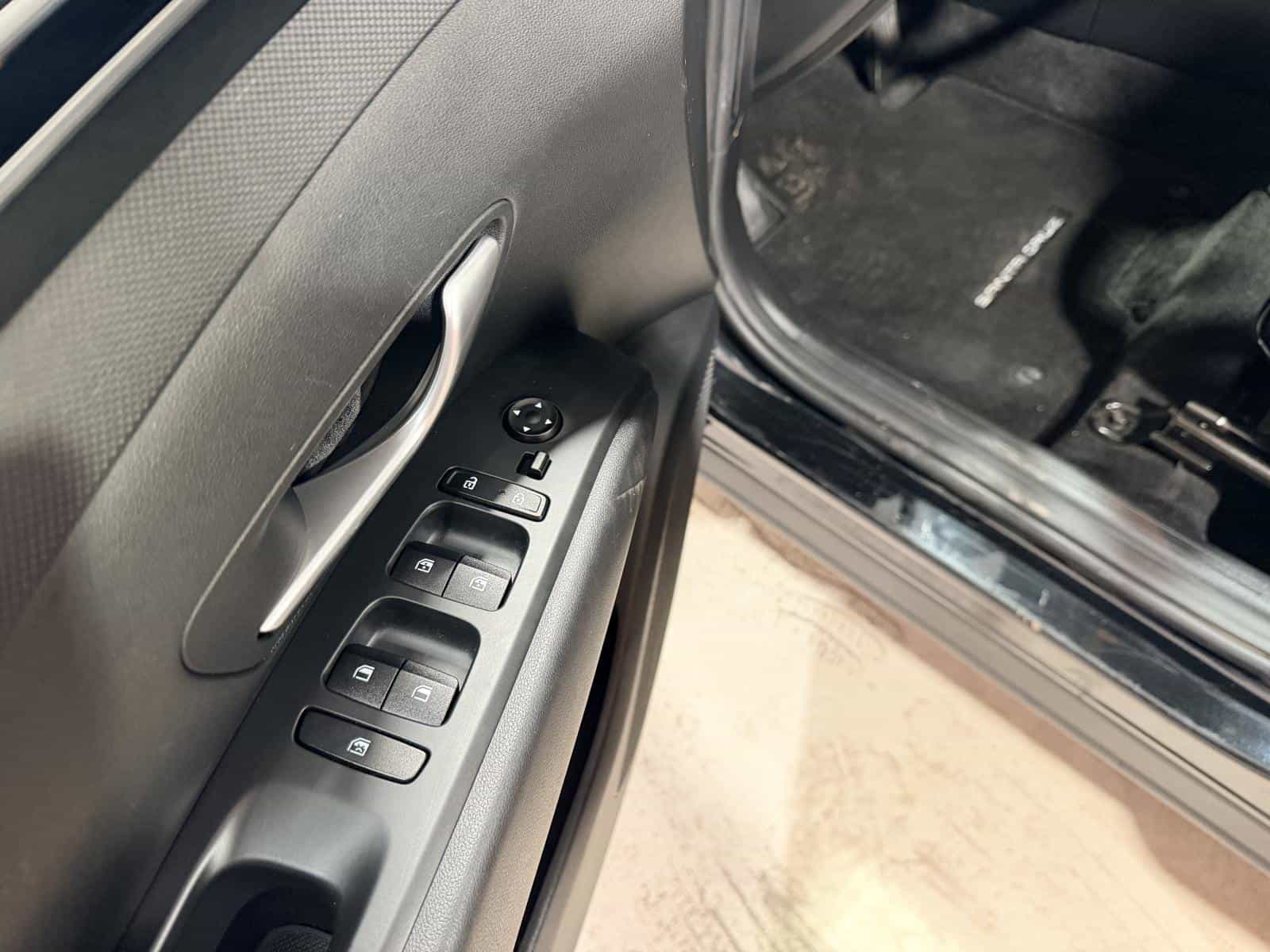 2024 Hyundai Santa Cruz Preferred - Image 16