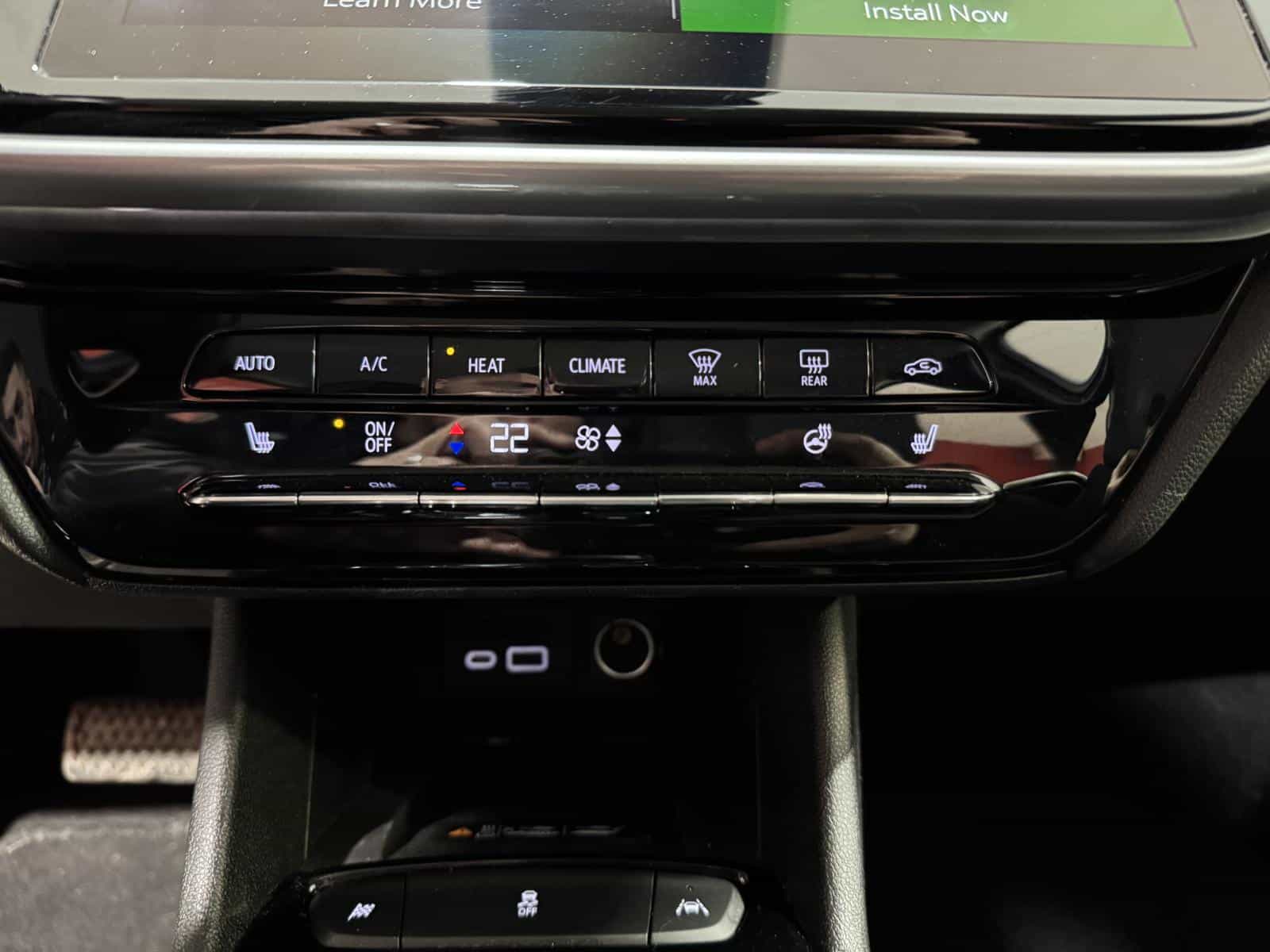 Image 26 Chevrolet Bolt EUV LT 2023