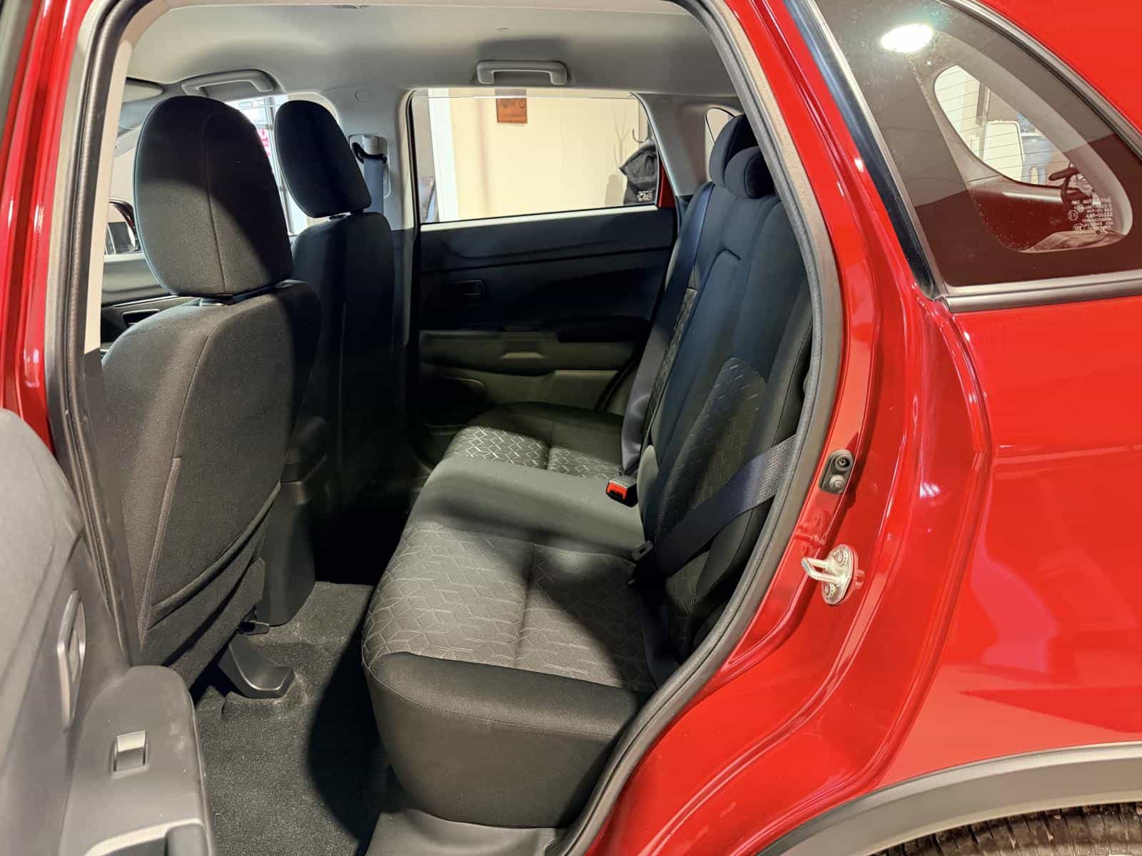 Image 13 Mitsubishi RVR ES 2021