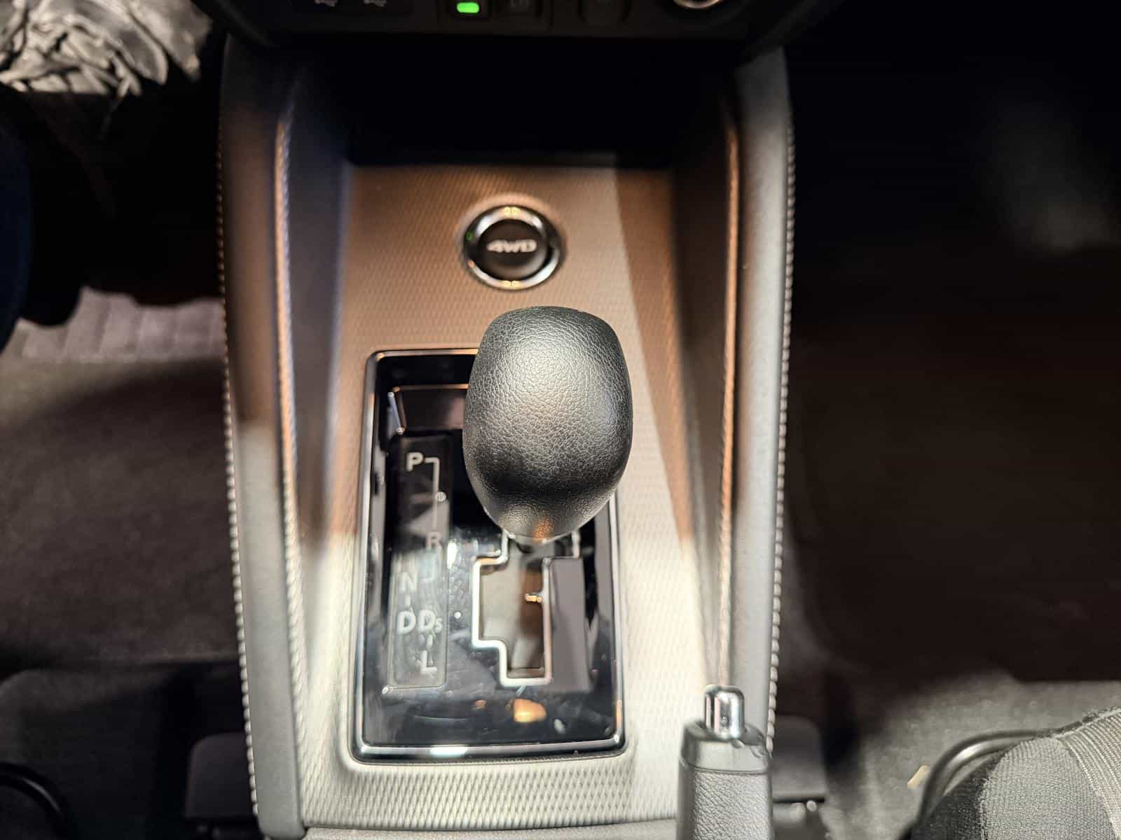 Image 26 Mitsubishi RVR ES 2021