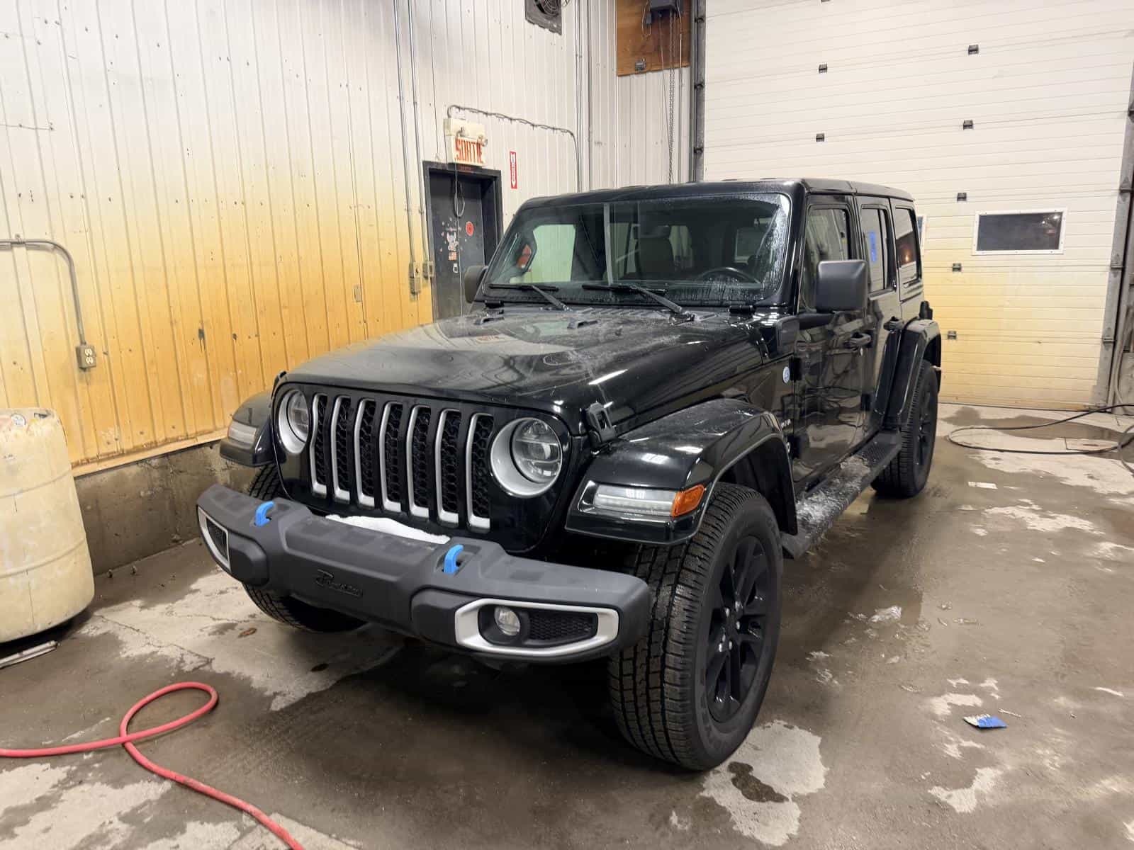 Image 1 Jeep Wrangler Ultd Sahara 4XE 2022