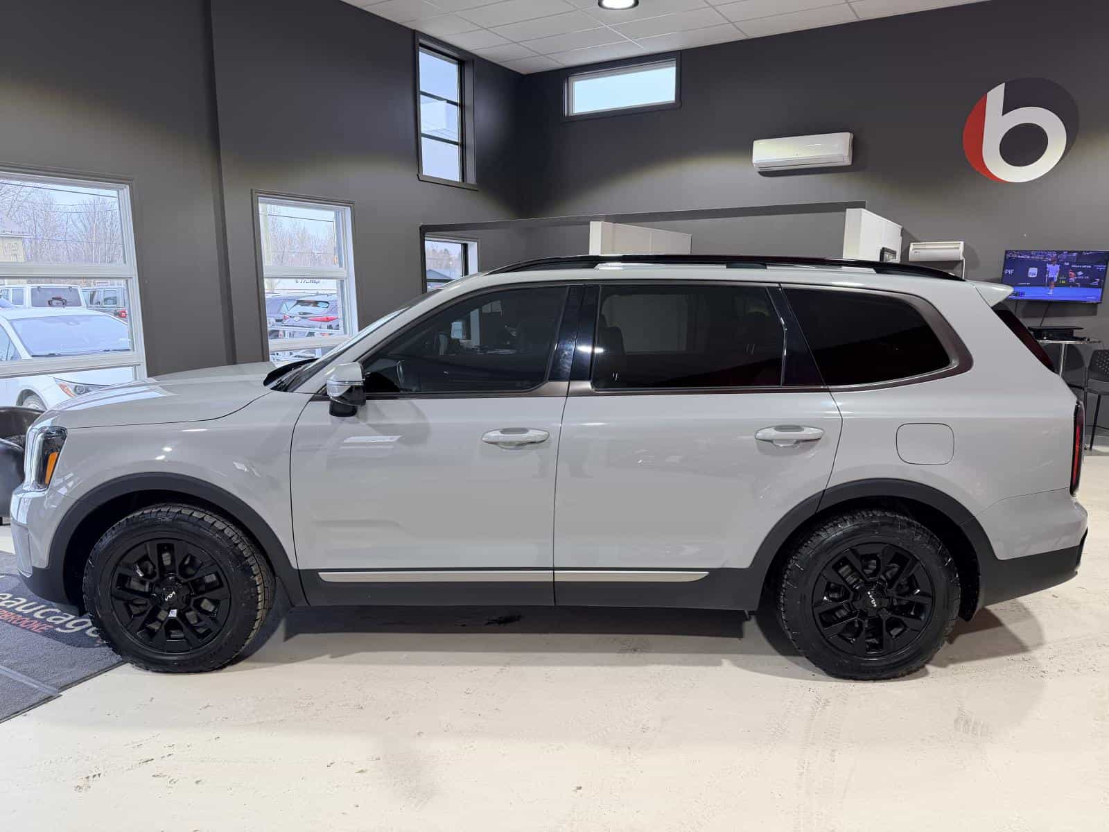 Image 2 Kia Telluride X-Line 2023