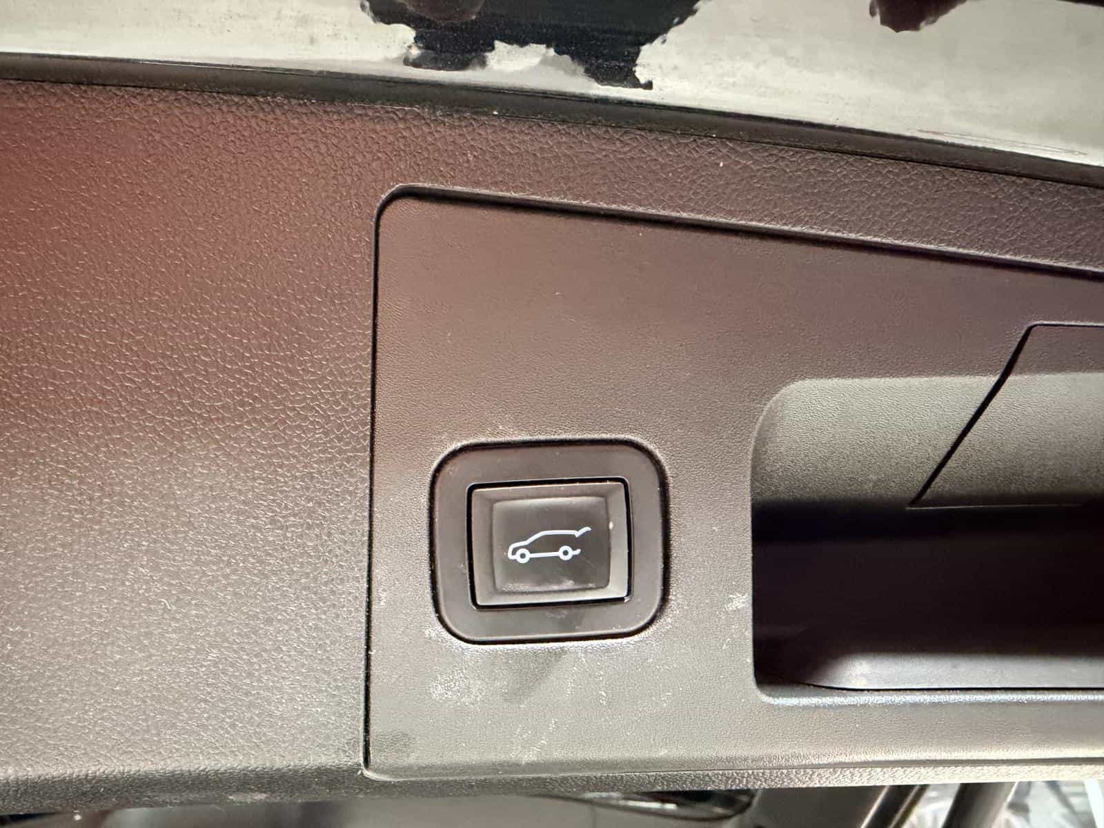 Image 8 Cadillac XT4 Premium Luxury 2019