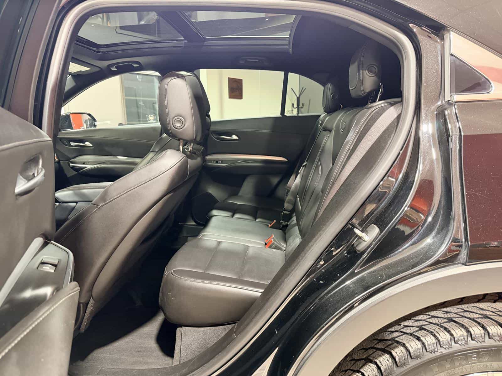 Image 15 Cadillac XT4 Premium Luxury 2019