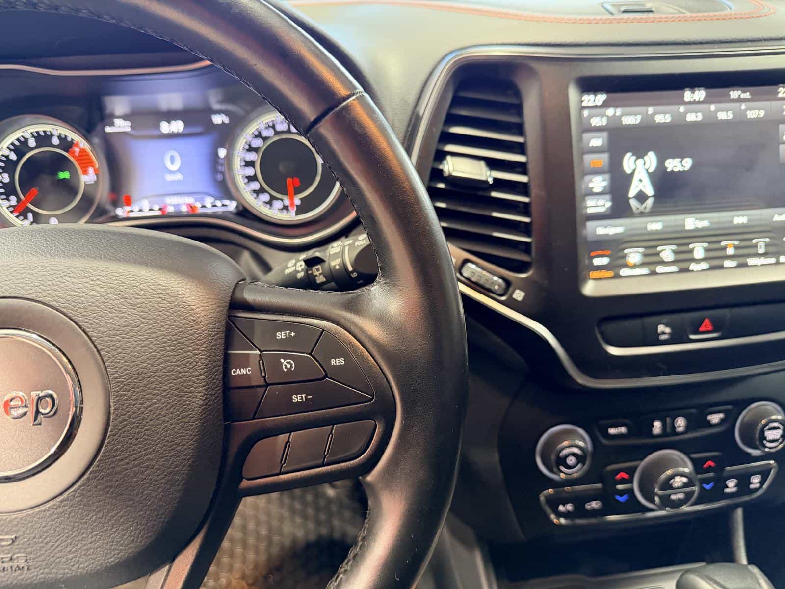 Image 22 Jeep Cherokee Trailhawk 2020