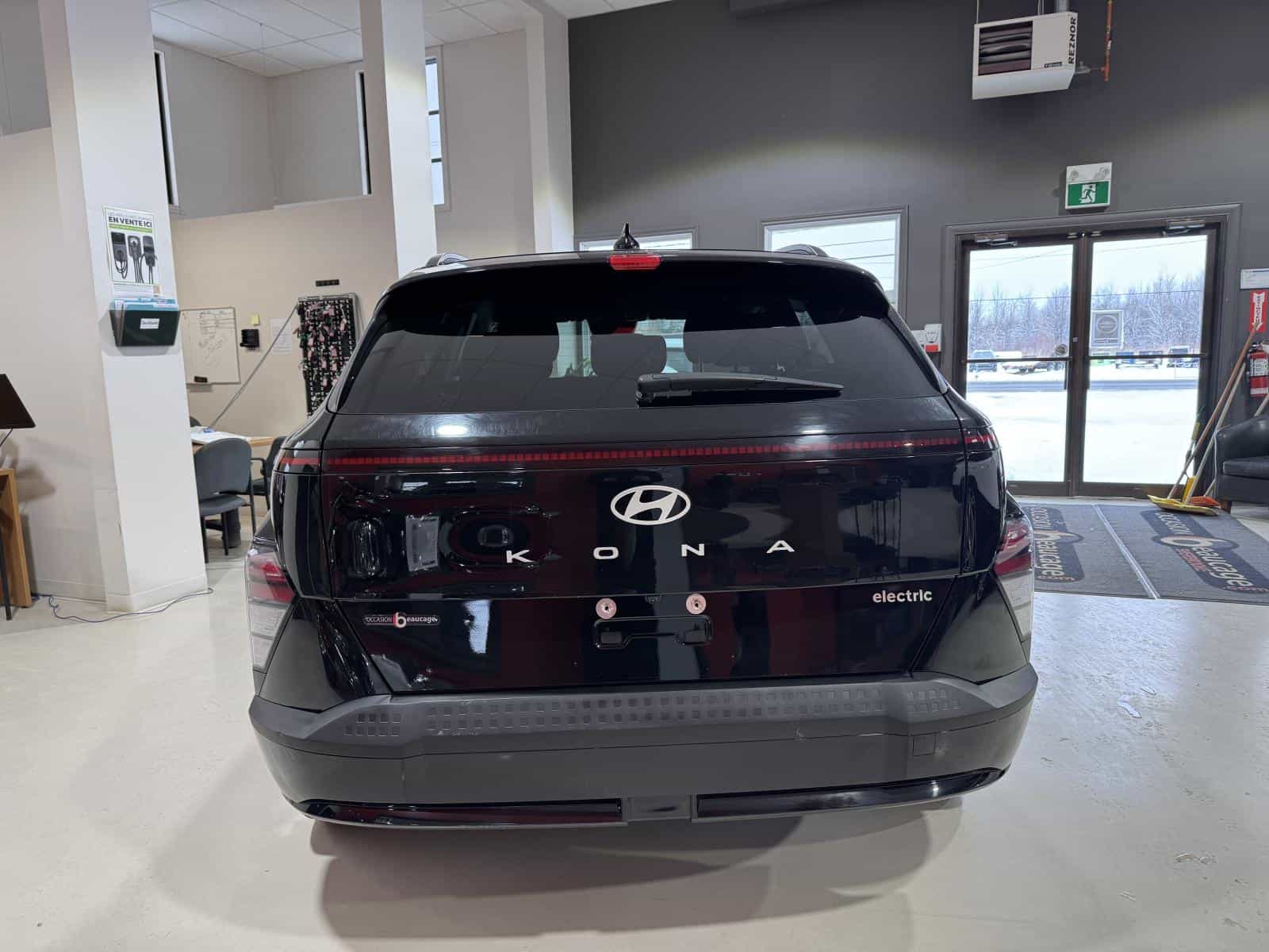 Image 5 Hyundai Kona EV Preferred 2024