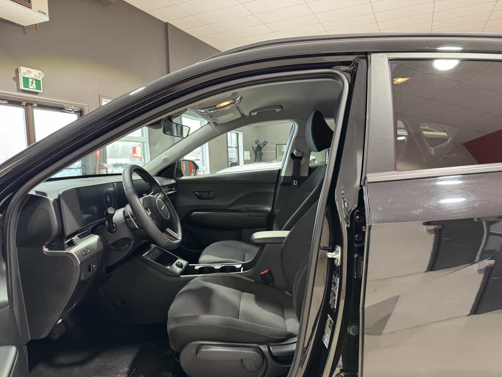 2024 Hyundai Kona EV Preferred - Image 15