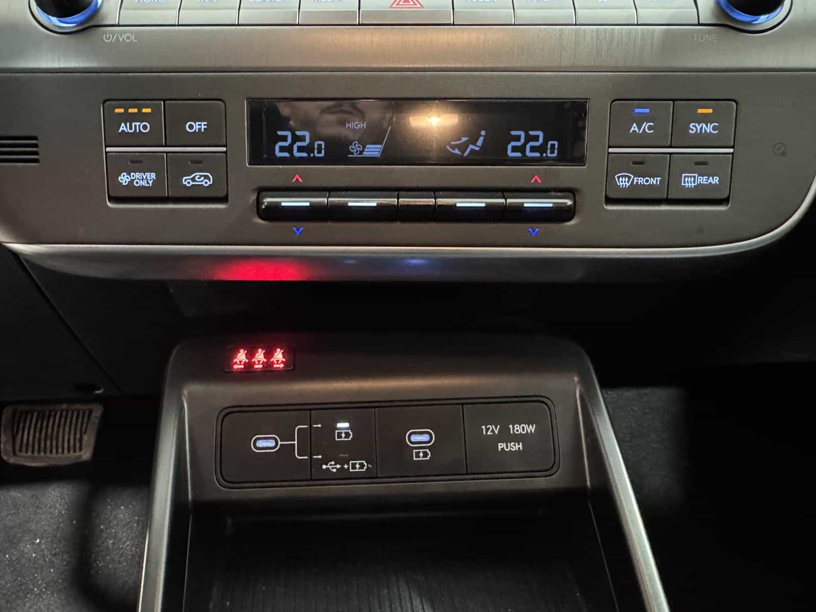 Image 26 Hyundai Kona EV Preferred 2024