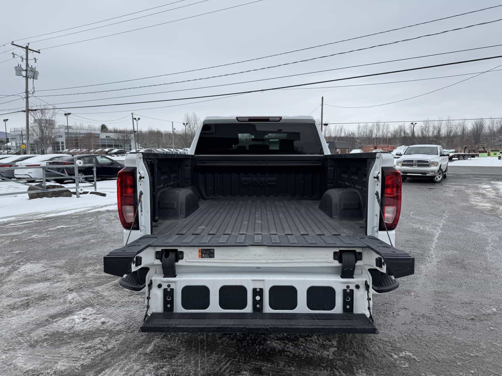 Image 8 GMC Sierra 1500 Elevation 2024