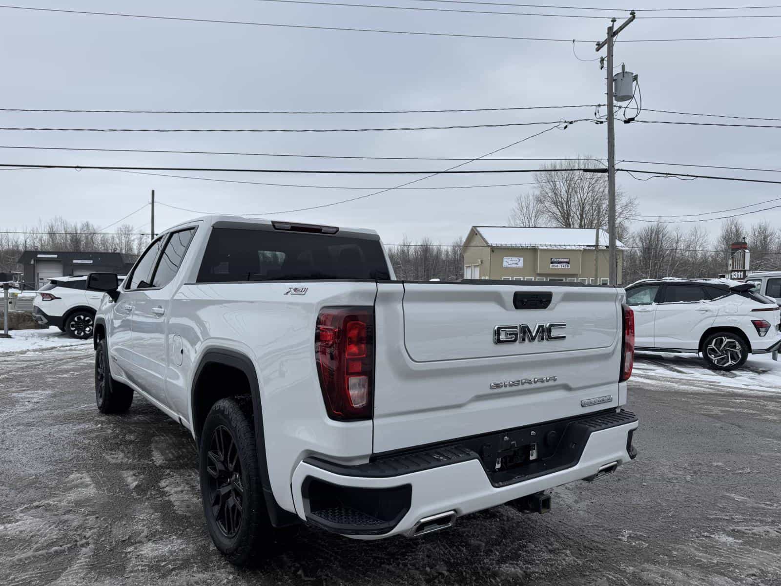 2024 GMC Sierra 1500 Elevation - Image 4