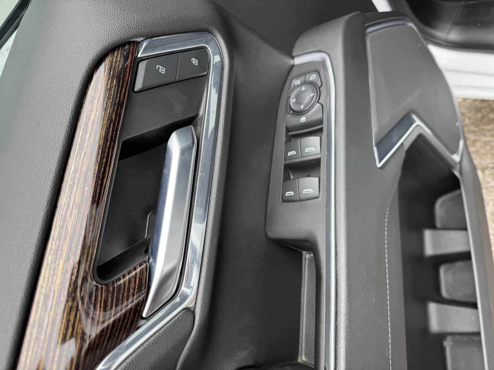 2024 GMC Sierra 1500 Elevation - Image 17