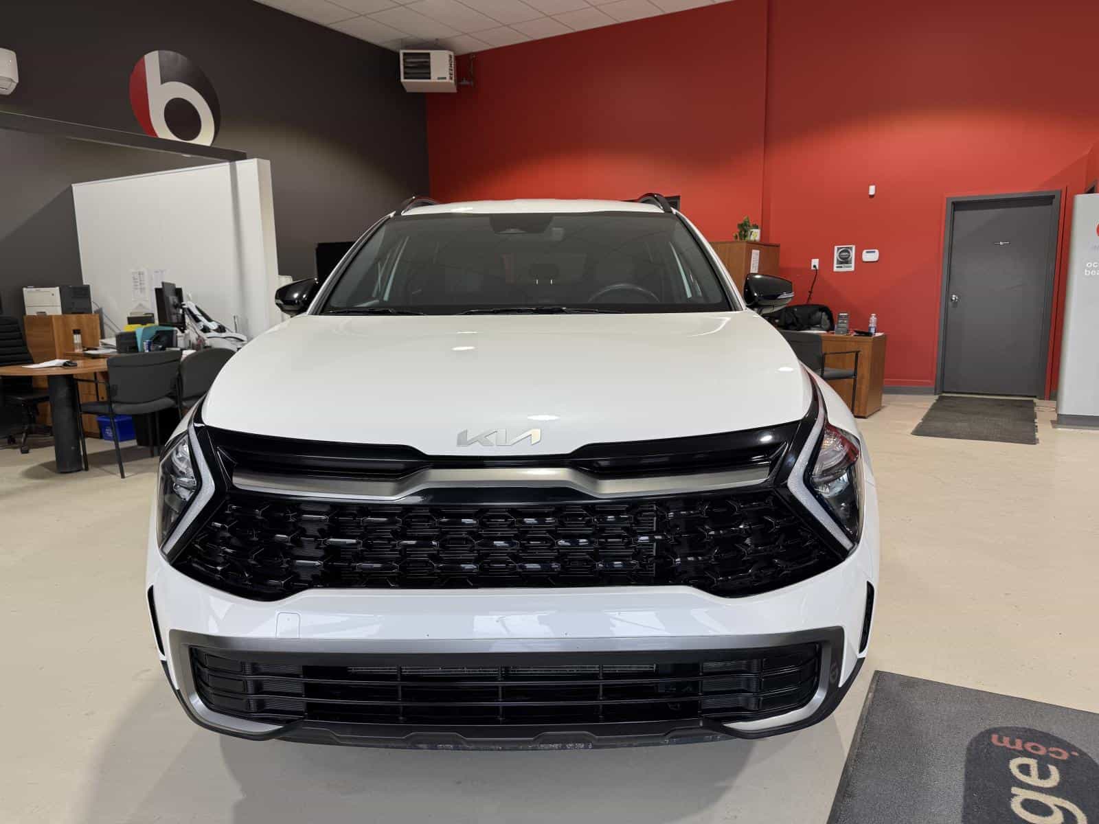 2023 Kia Sportage X-Line - Image 12