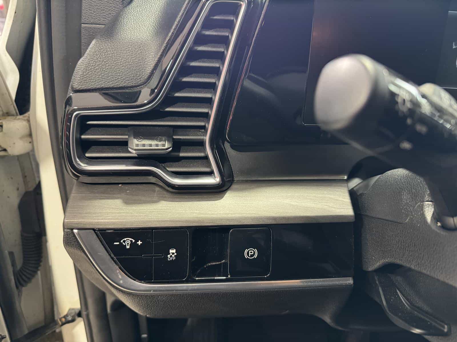 2023 Kia Sportage X-Line - Image 17