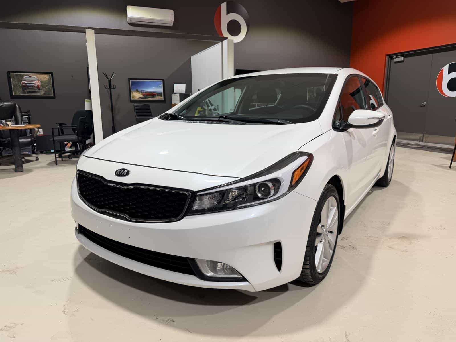 Image 1 Kia Forte LX Plus 2017