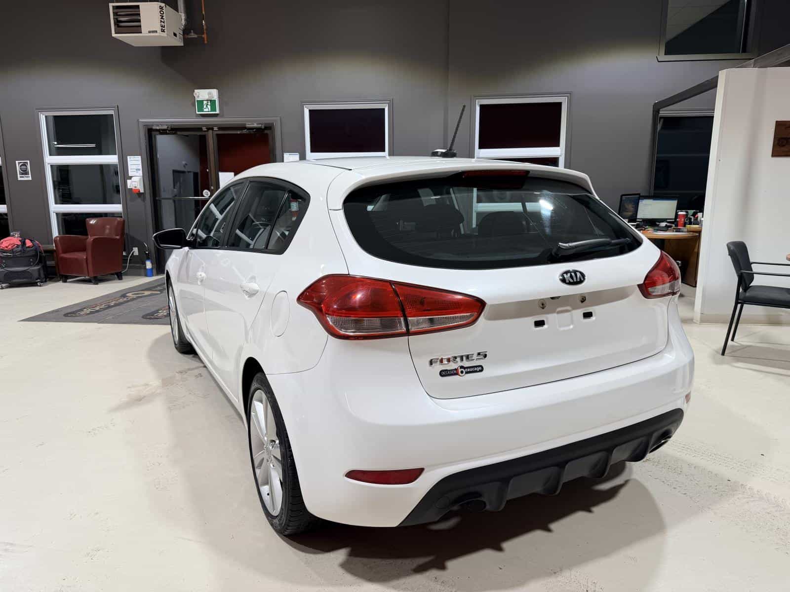 Image 4 Kia Forte LX Plus 2017