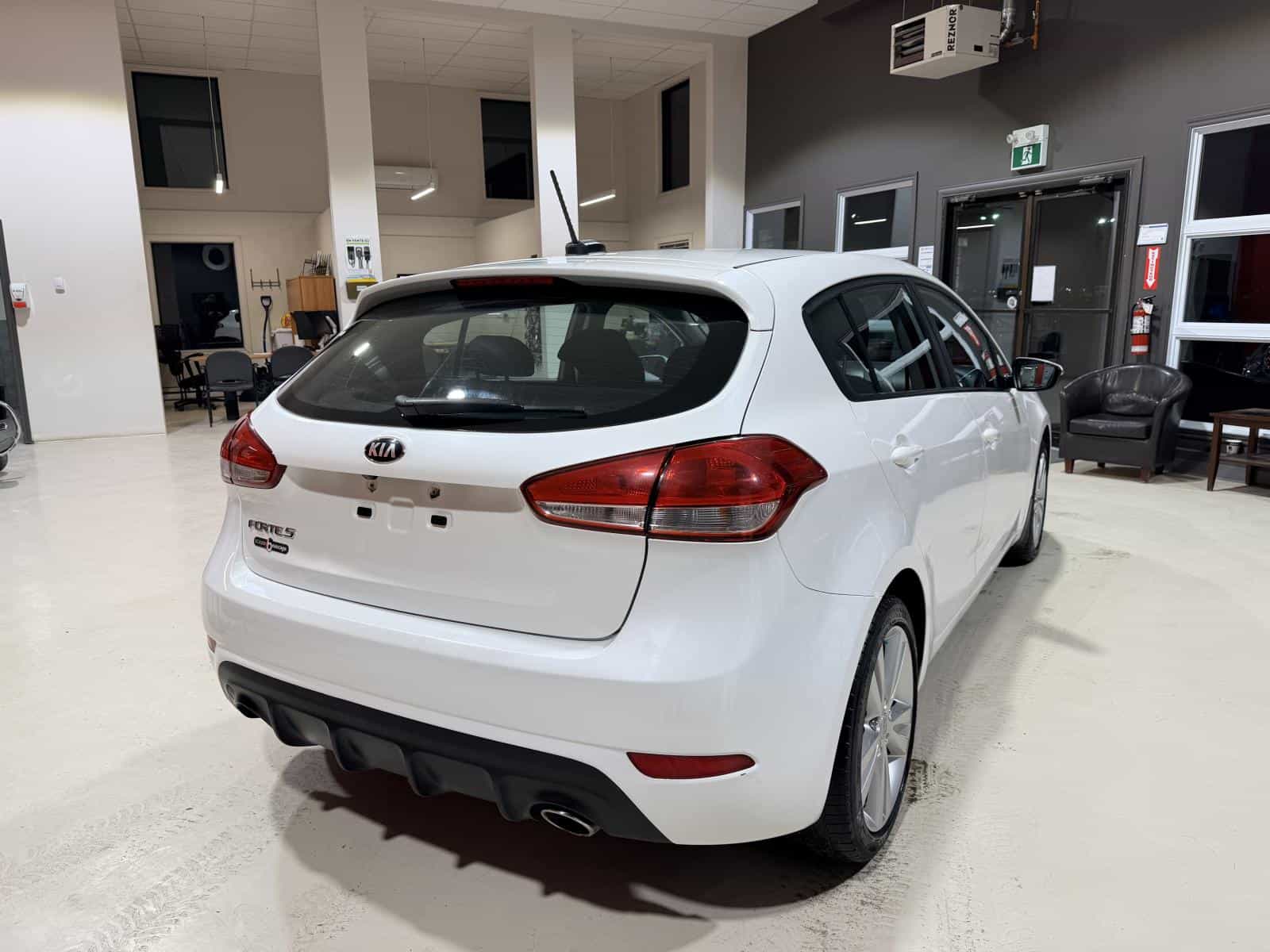 Image 8 Kia Forte LX Plus 2017