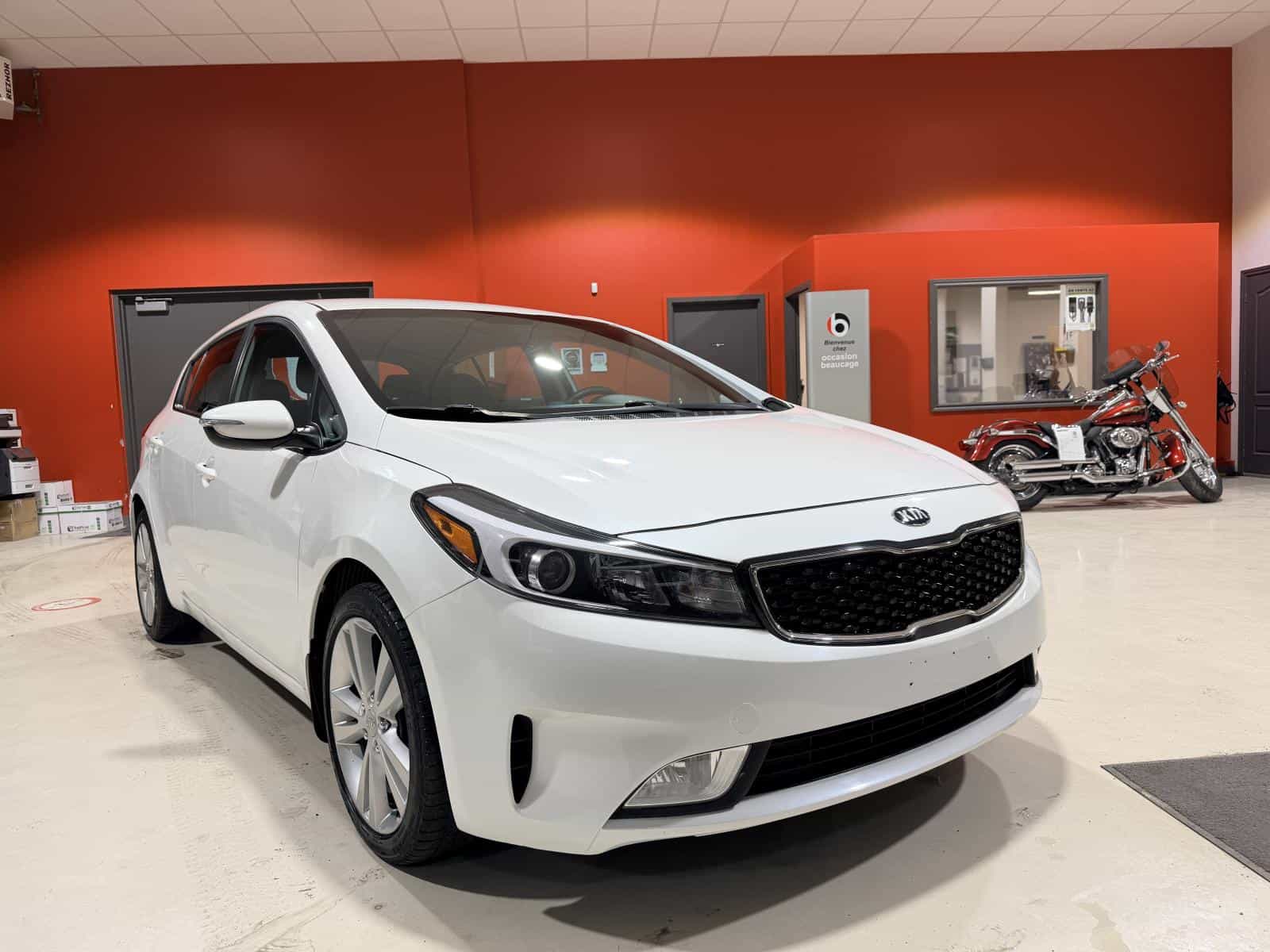 Image 11 Kia Forte LX Plus 2017
