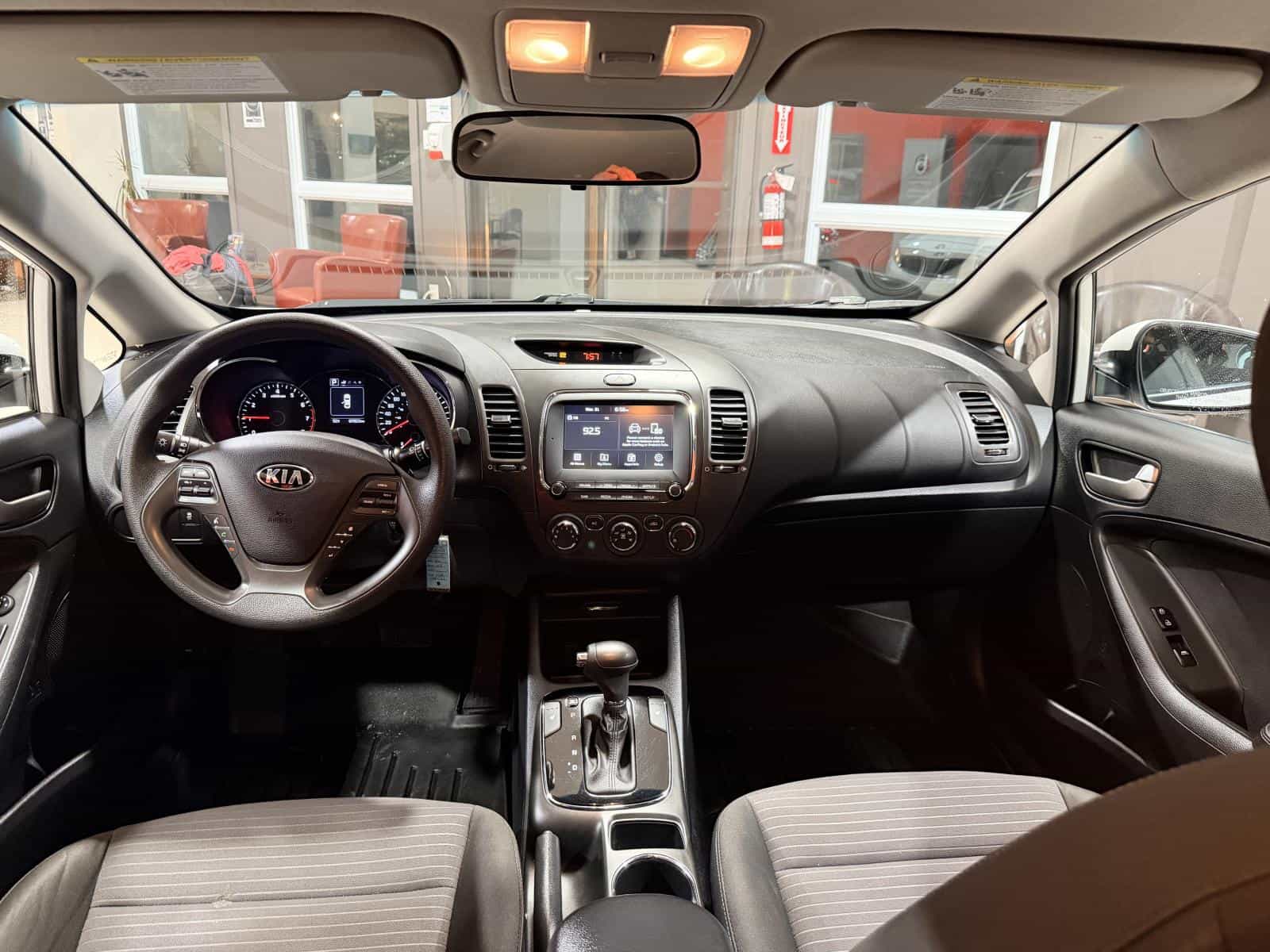 Image 25 Kia Forte LX Plus 2017