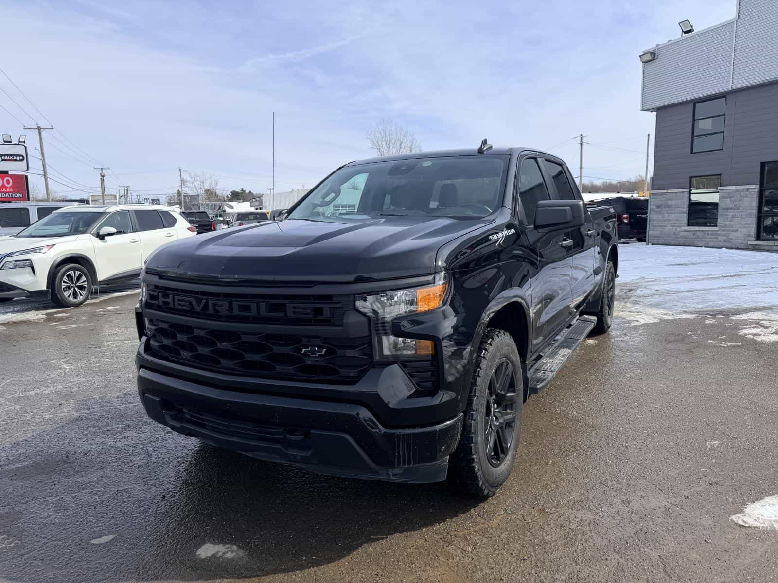 2022 Chevrolet Silverado 1500 Custom - Image 1