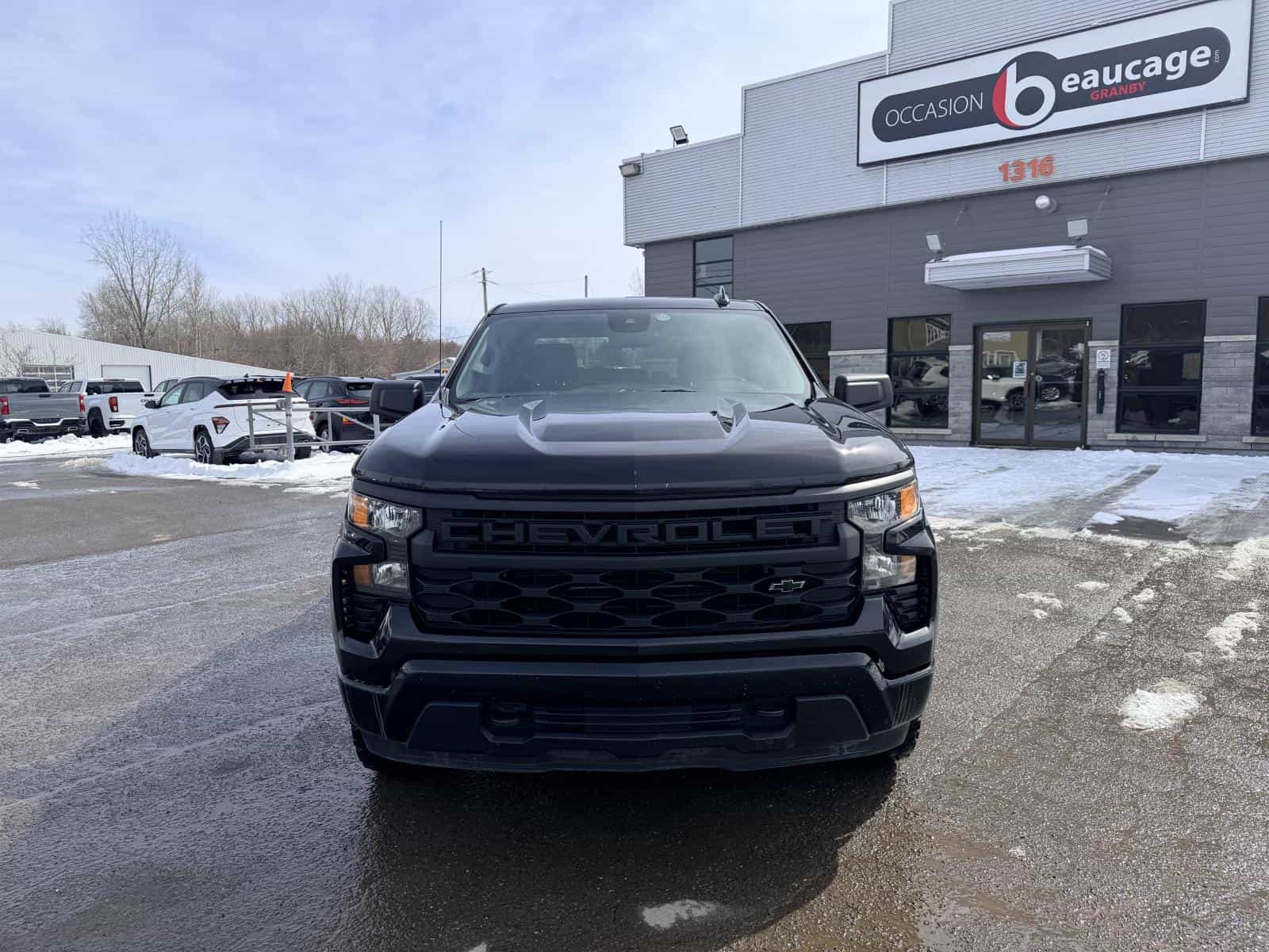 2022 Chevrolet Silverado 1500 Custom - Image 12