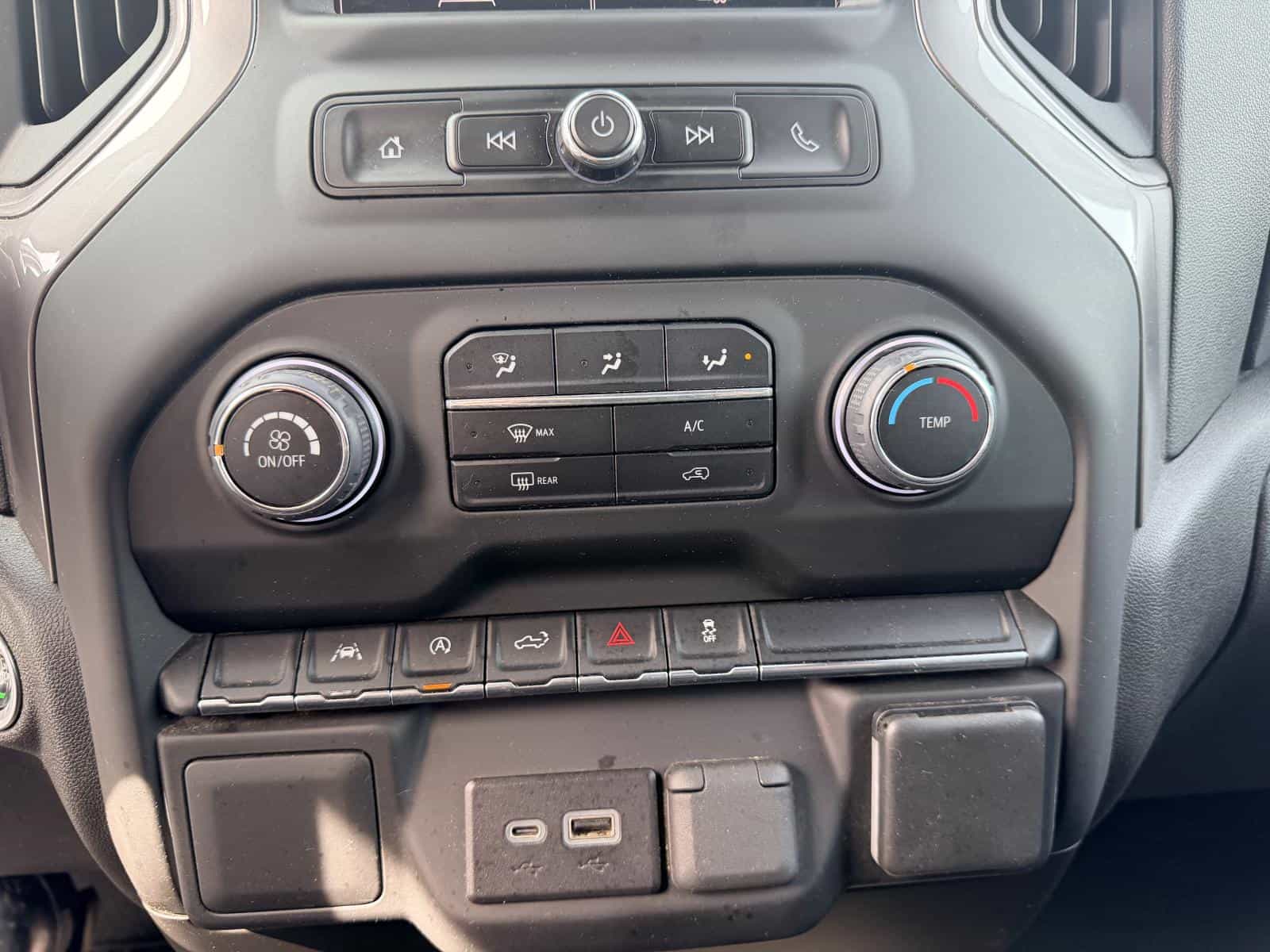 2022 Chevrolet Silverado 1500 Custom - Image 26