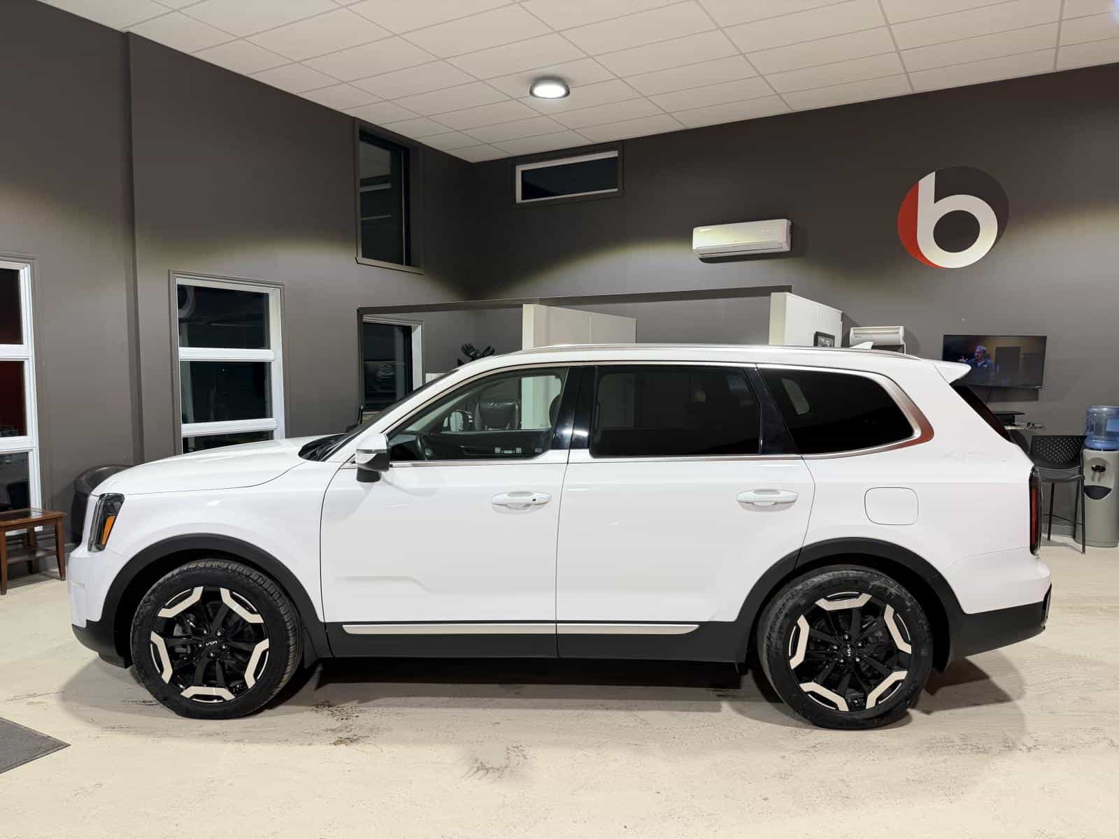 Image 3 Kia Telluride EX 2023