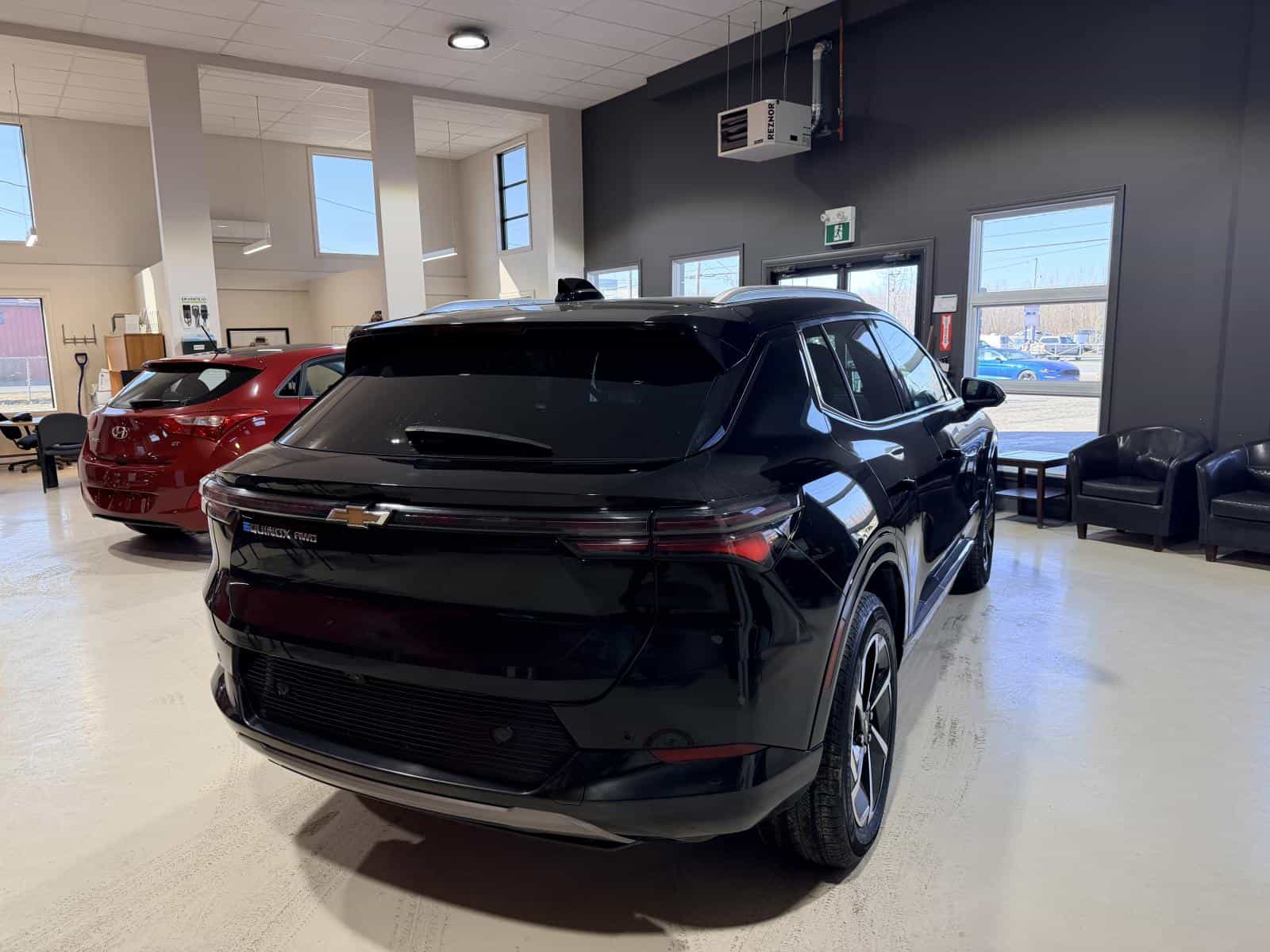 Image 9 Chevrolet Equinox EV 2LT 2024