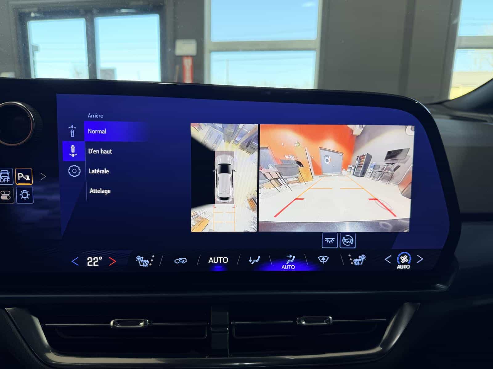 Image 25 Chevrolet Equinox EV 2LT 2024