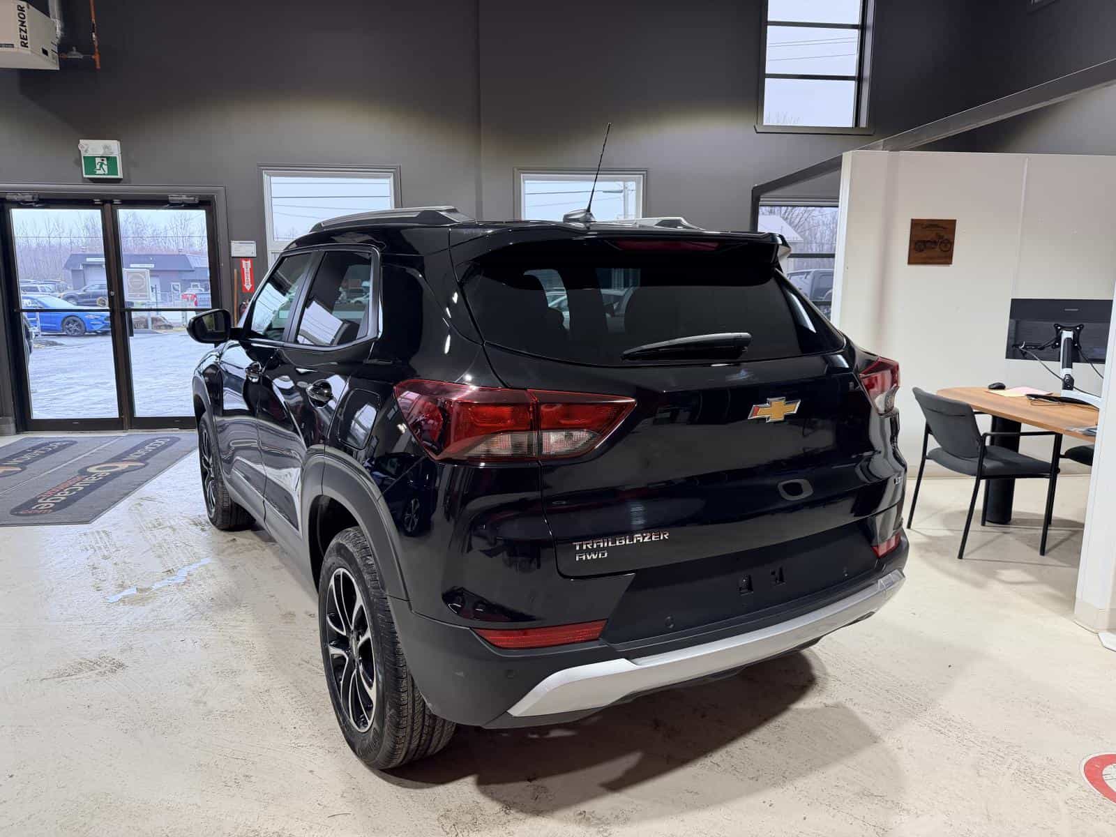 Image 3 Chevrolet Trailblazer LT 2024