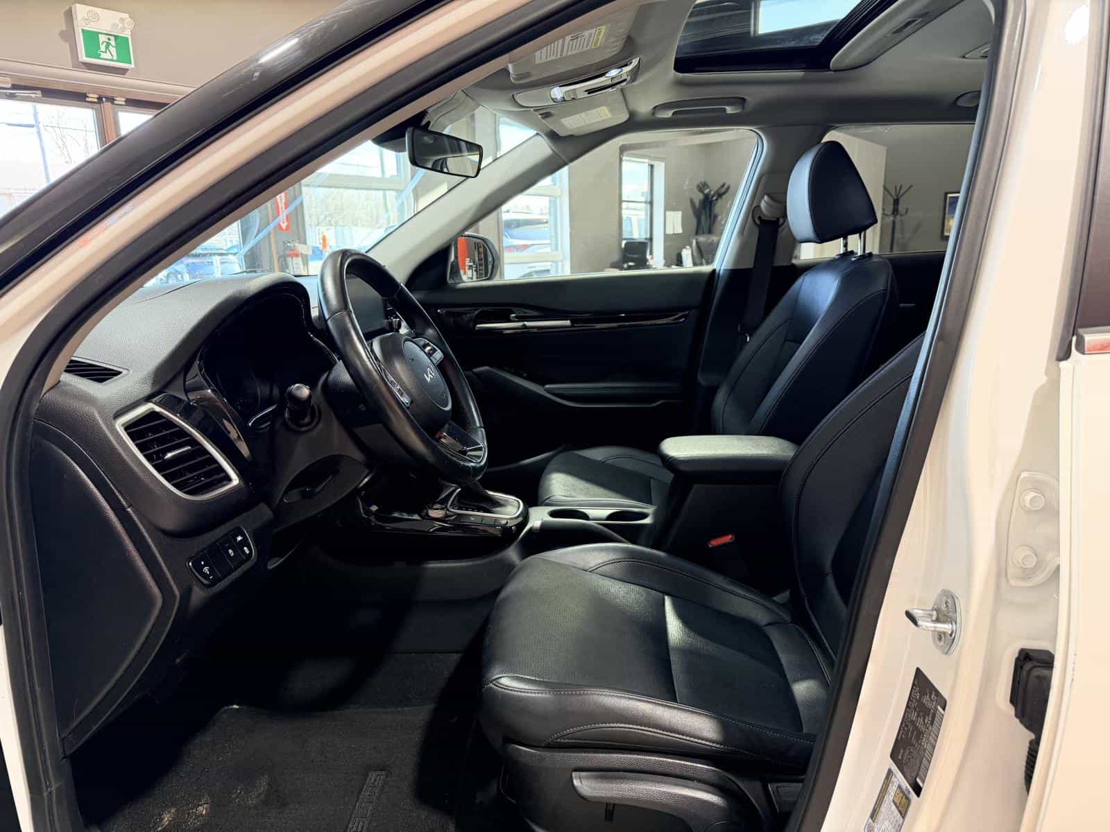 Image 15 Kia Seltos EX 2023