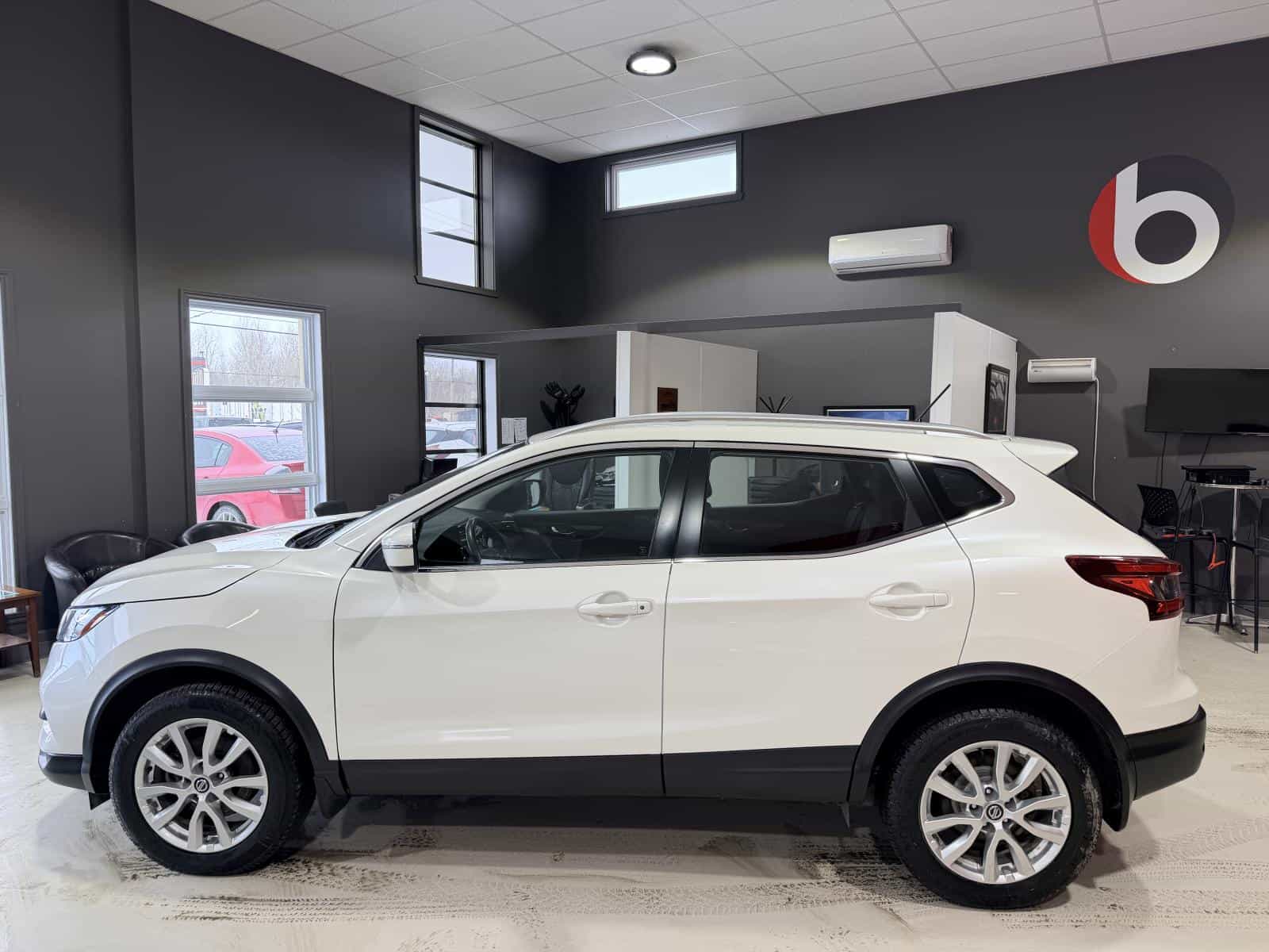 Image 3 Nissan Qashqai SV 2020