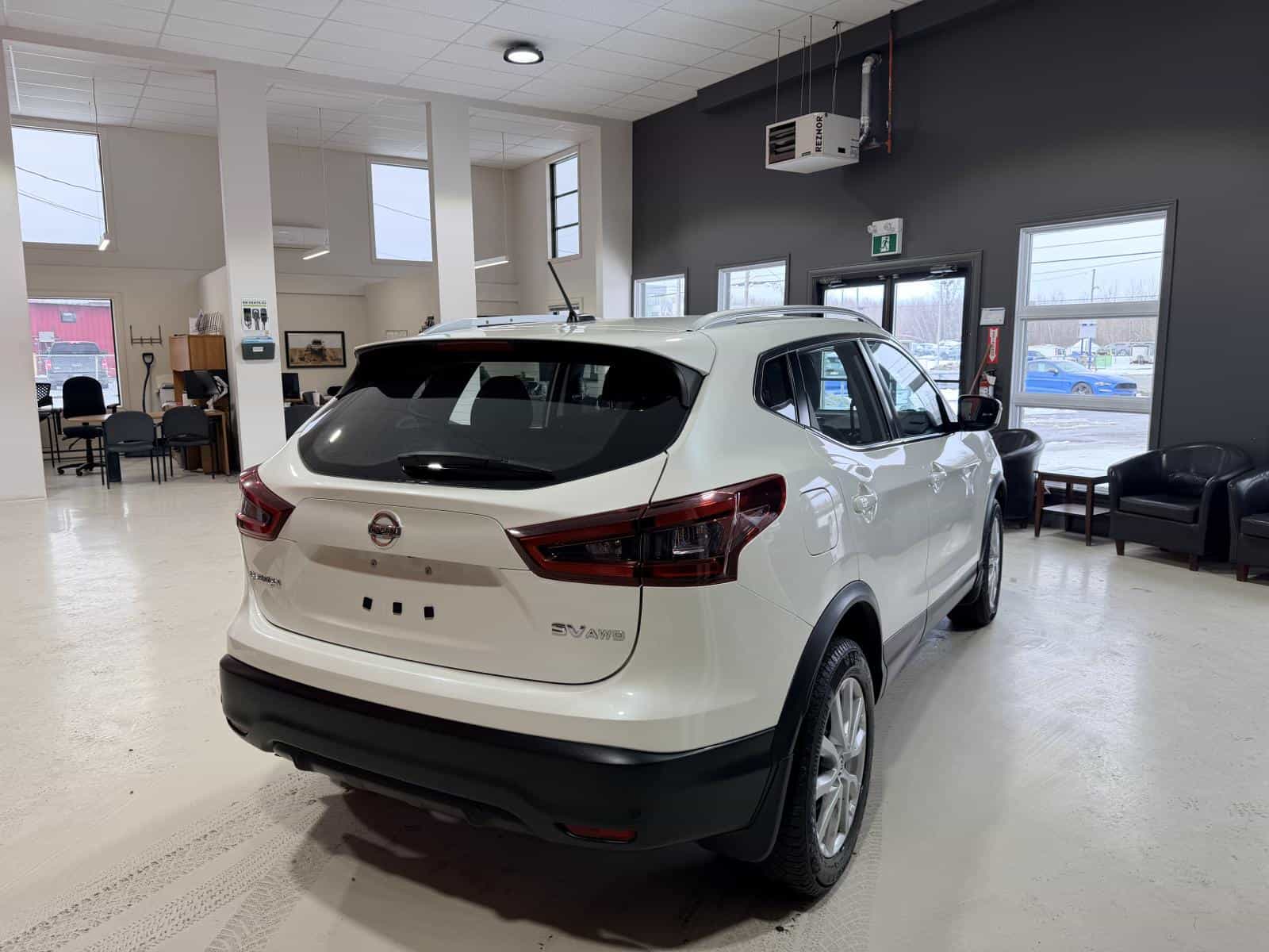 Image 7 Nissan Qashqai SV 2020