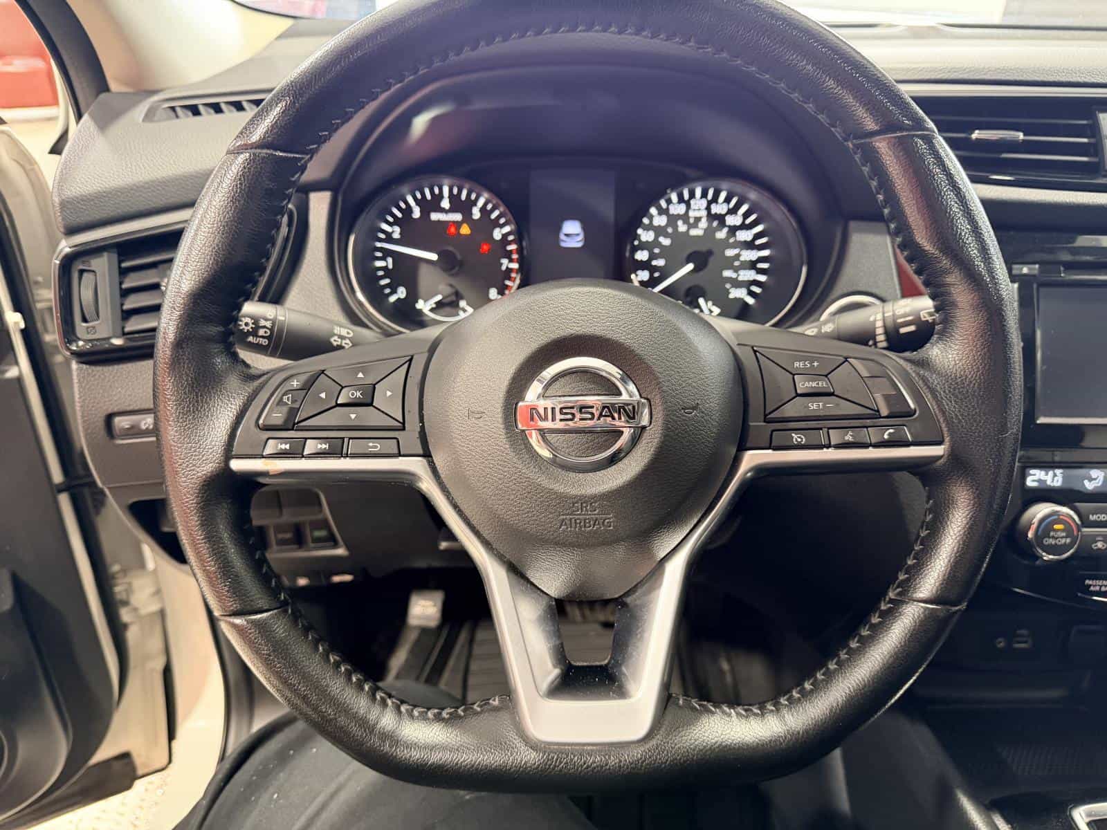 Image 15 Nissan Qashqai SV 2020