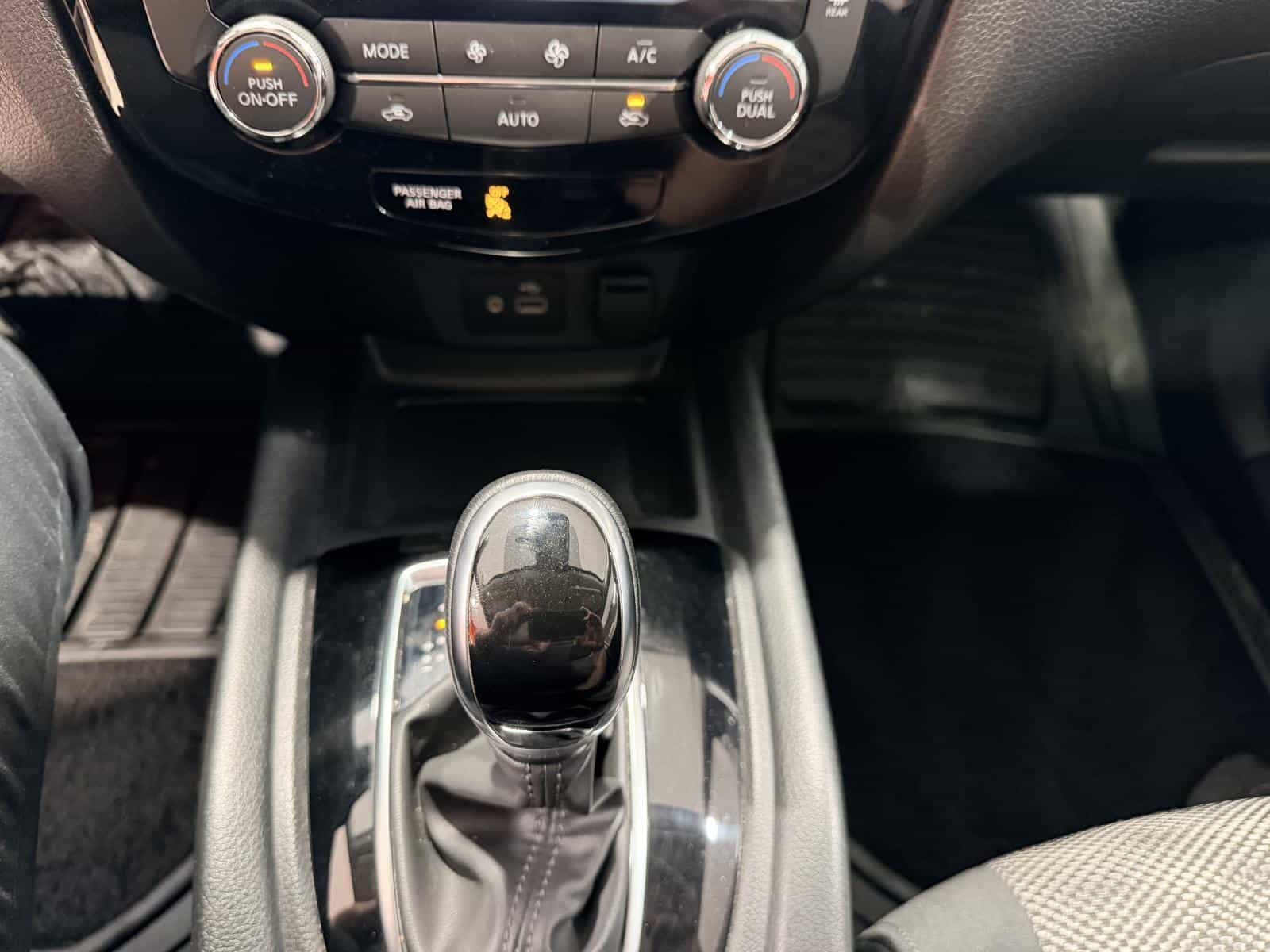 Image 24 Nissan Qashqai SV 2020