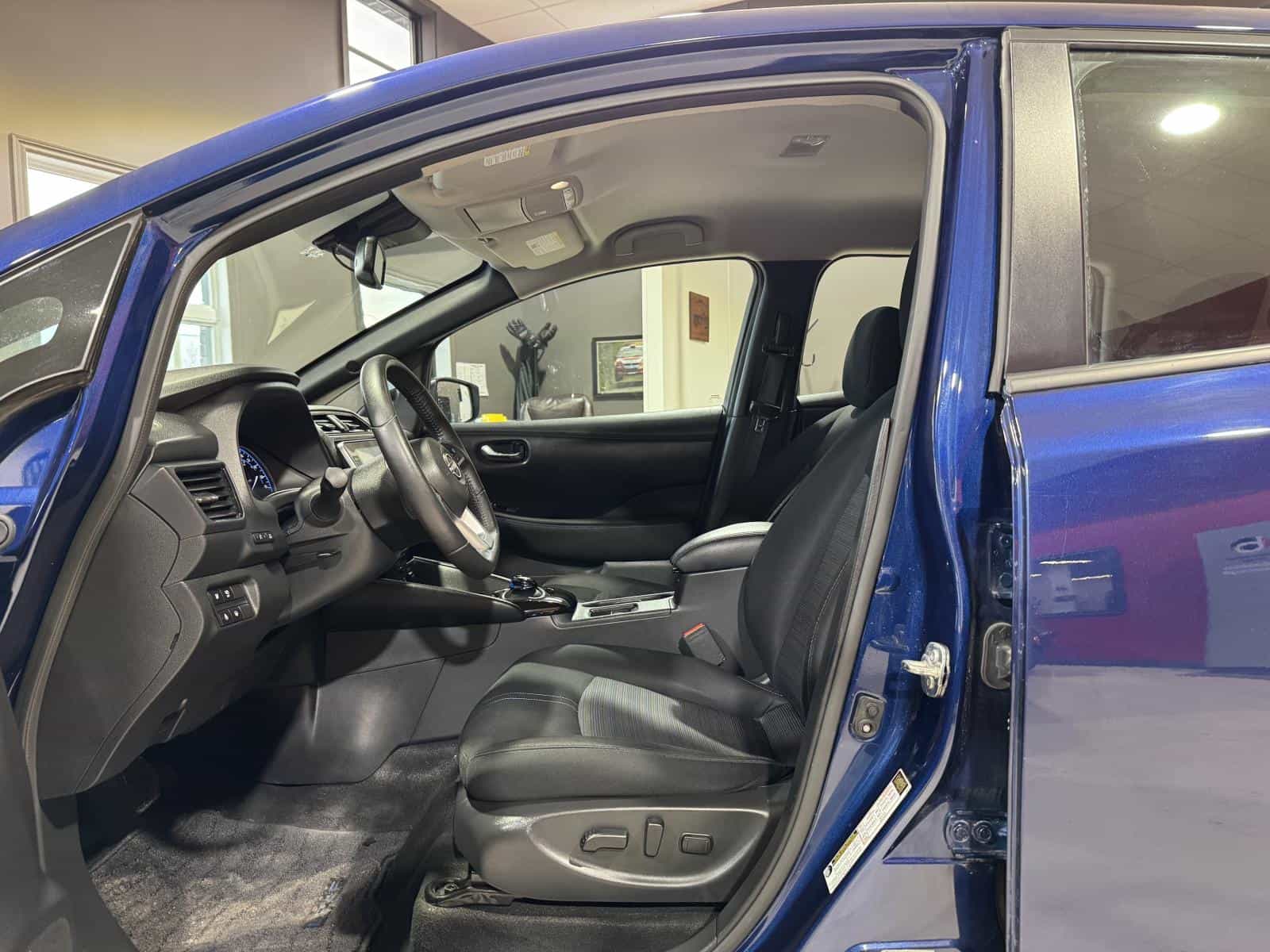 Image 14 Nissan Leaf SV Plus 2024