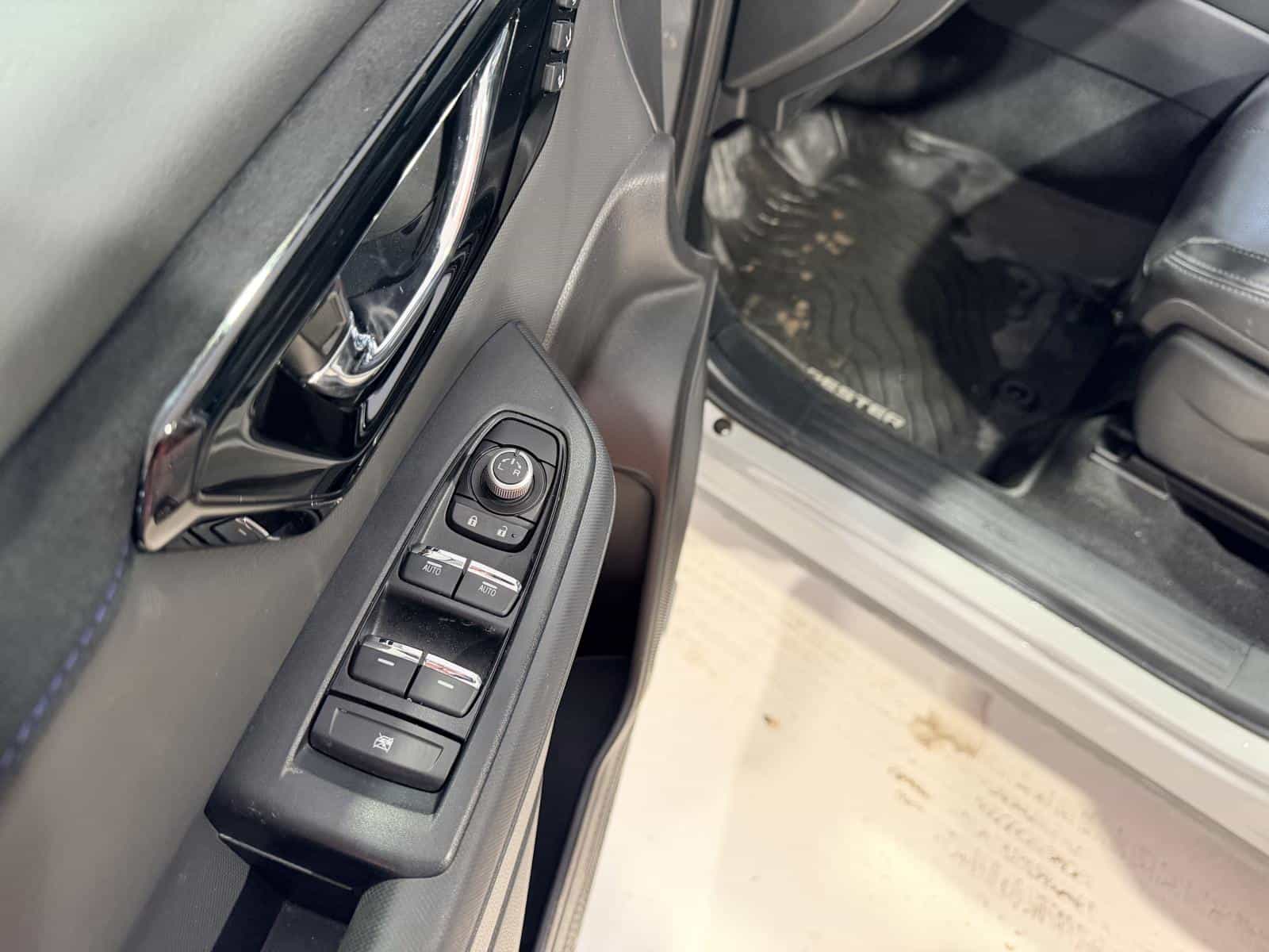 2025 Subaru Forester Limited - Image 17