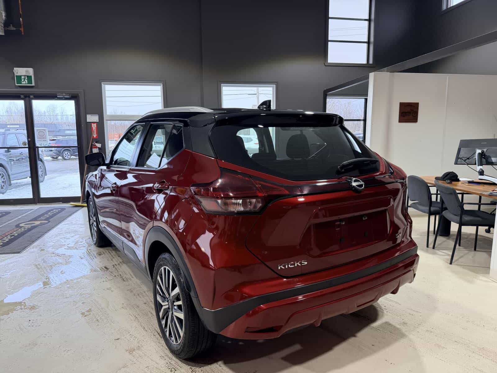 2024 Nissan Kicks SV - Image 4