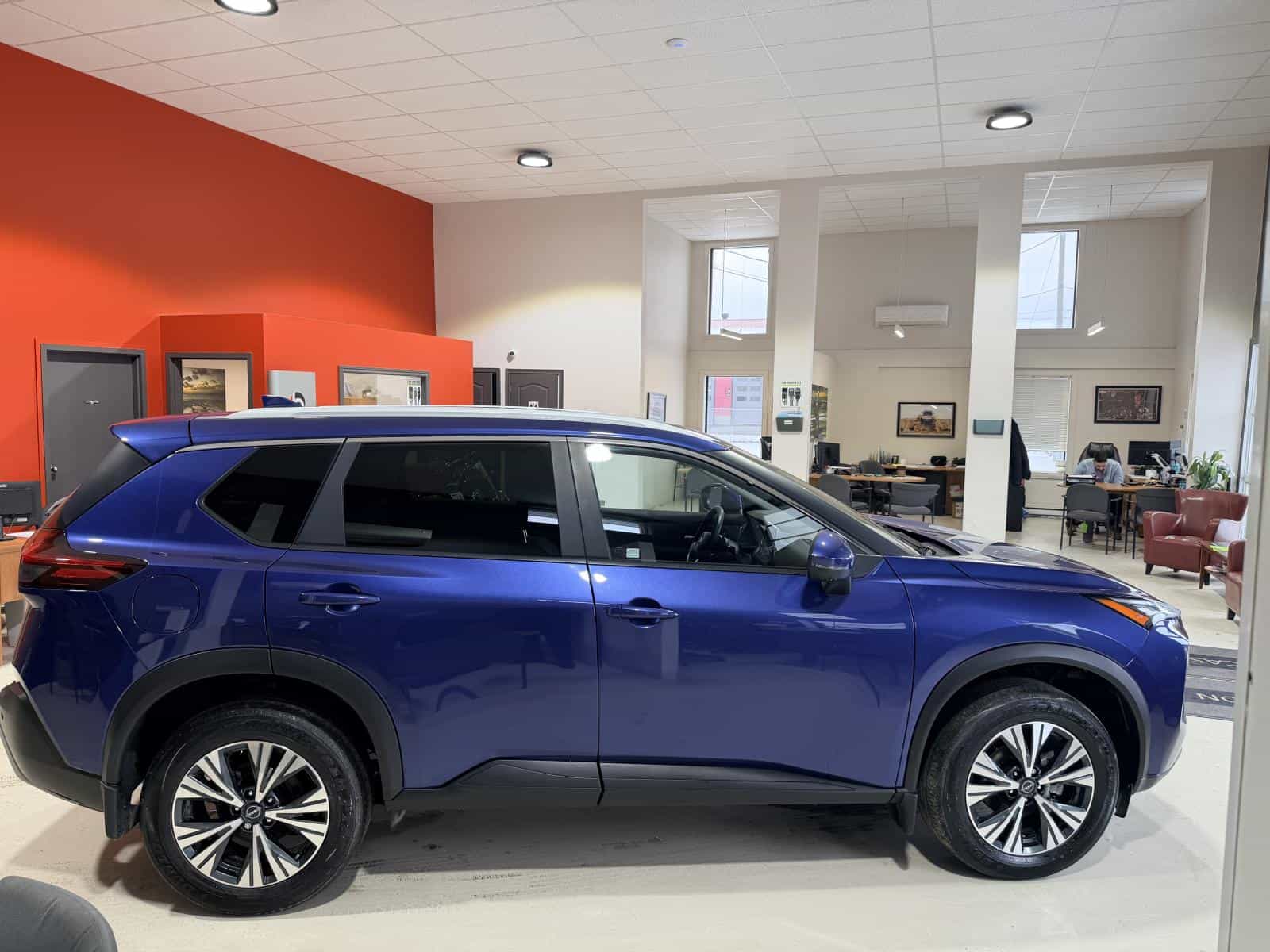 Image 9 Nissan Rogue SV Moonroof 2023